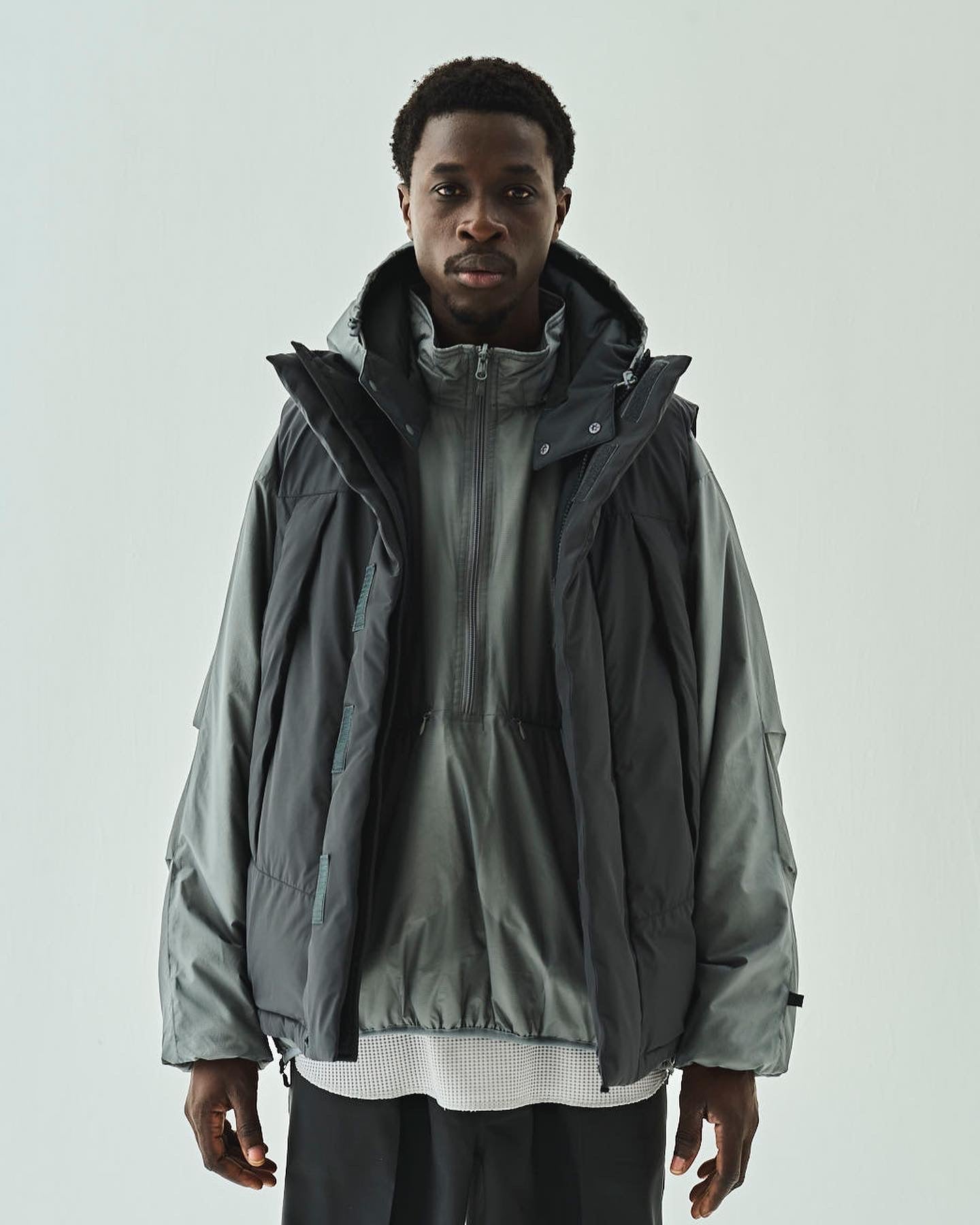 TECH REVERSIBLE PULLOVER PUFF JACKET