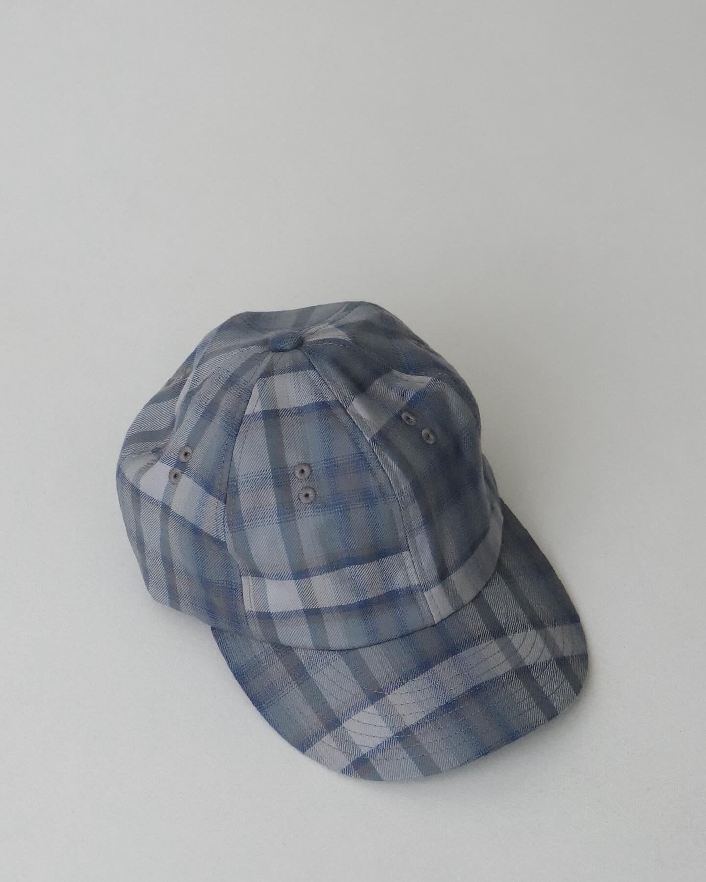 UNLIKELY 6P CAP FOR SWEATY WOOL PLAIDS