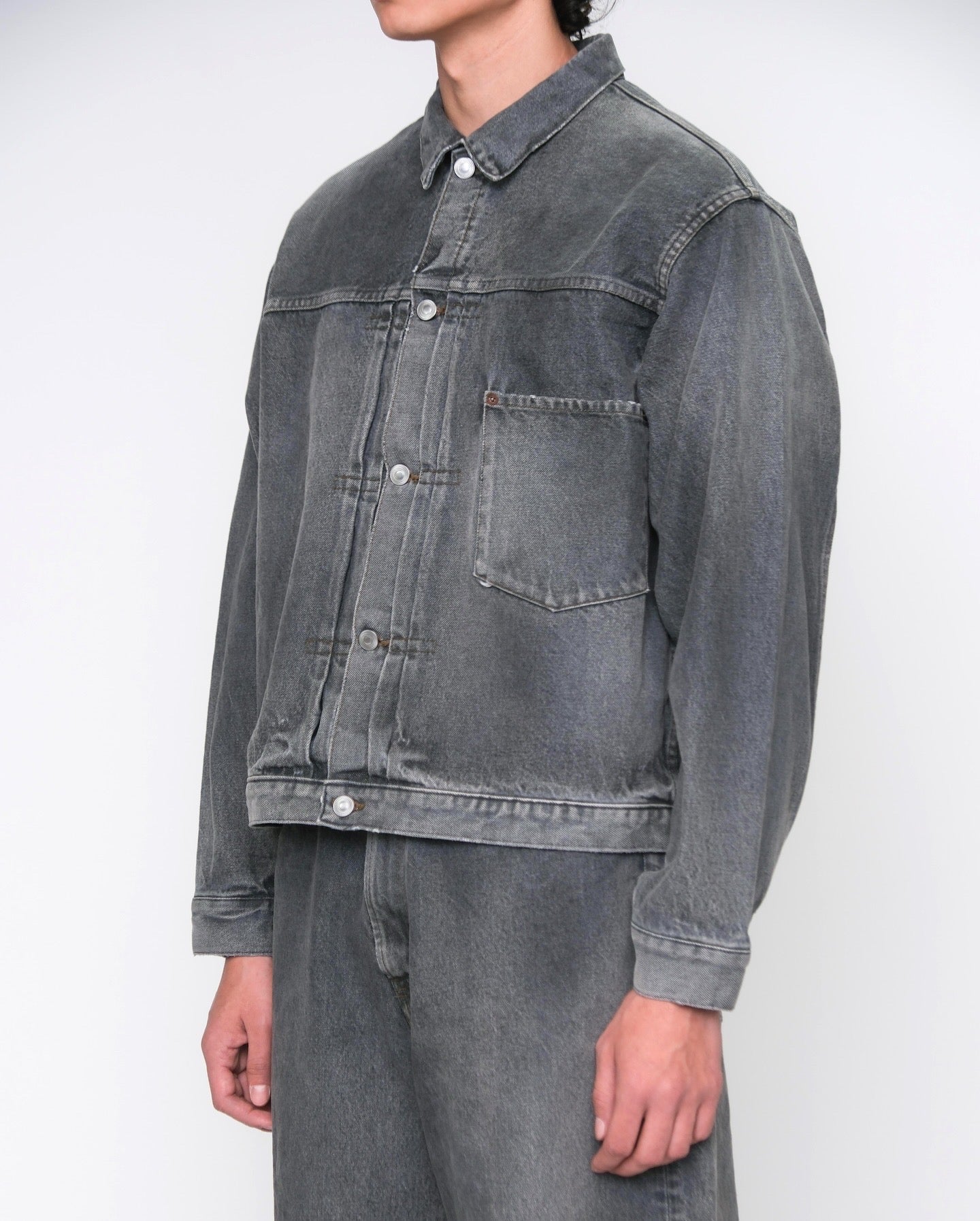 VINTAGE GRAY DENIM JACKET