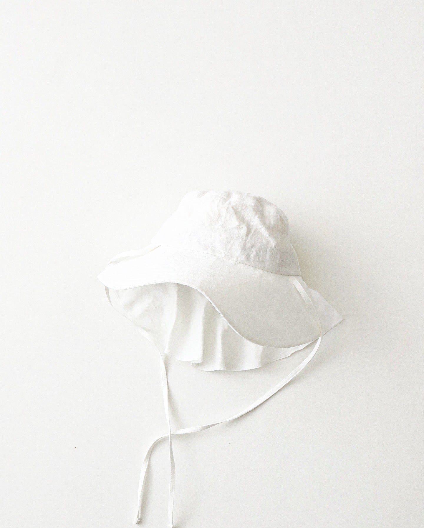 FIELD HAT LINEN WHITE
