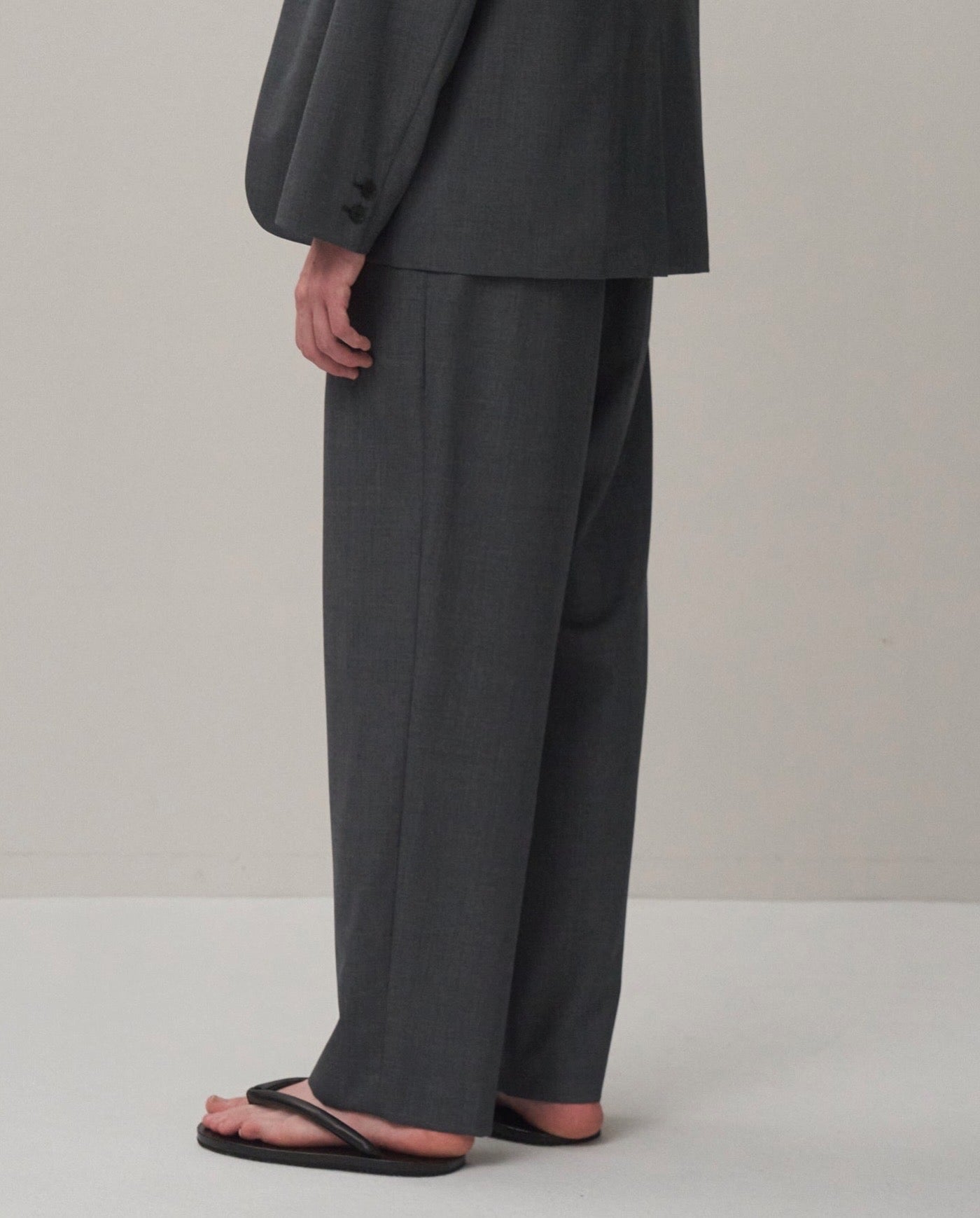 ATON WOOL TROPICAL LOOSE FIT PANTS – NCNR ONLINE STORE