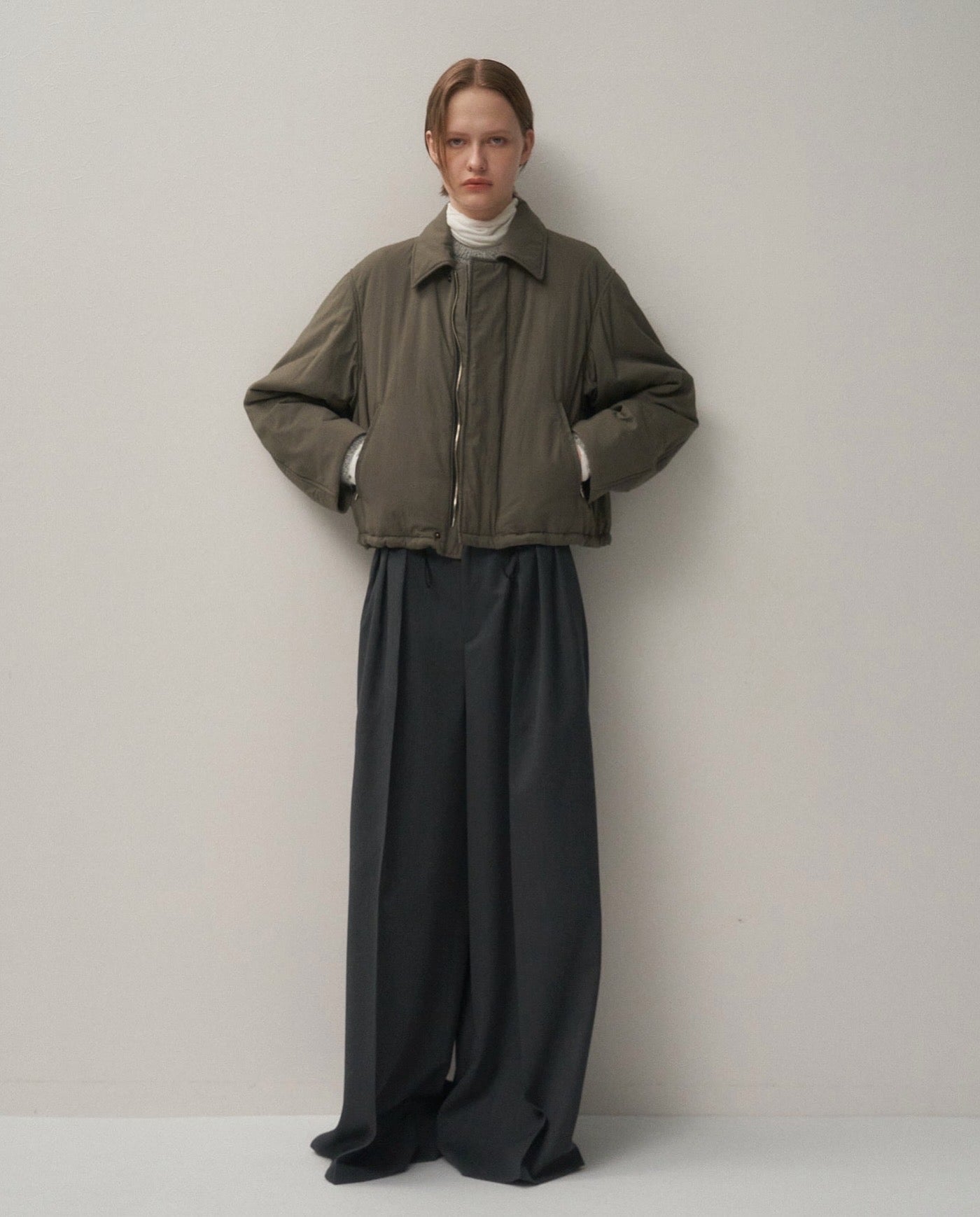 COMPACT WOOL 3TUCKED WIDE PANTS（WOMEN）