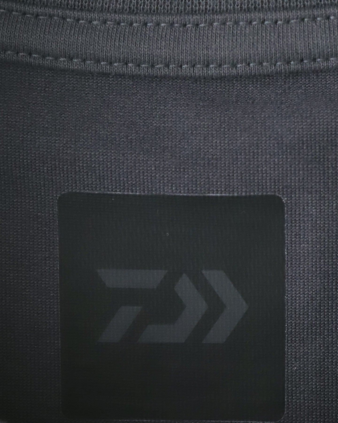 TECH DRAWSTRING L/S TEE