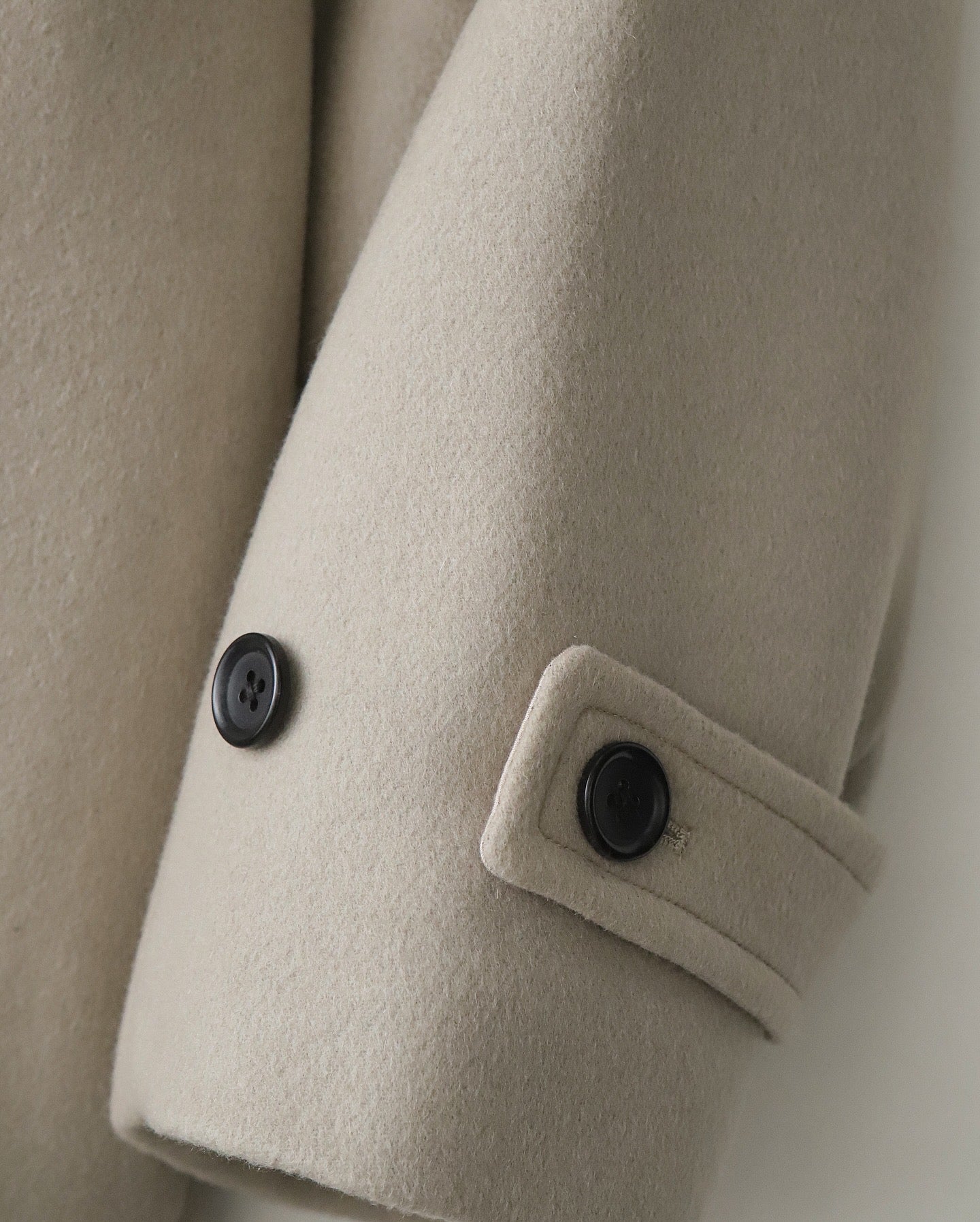 LIGHT MELTON OVERSIZED COAT