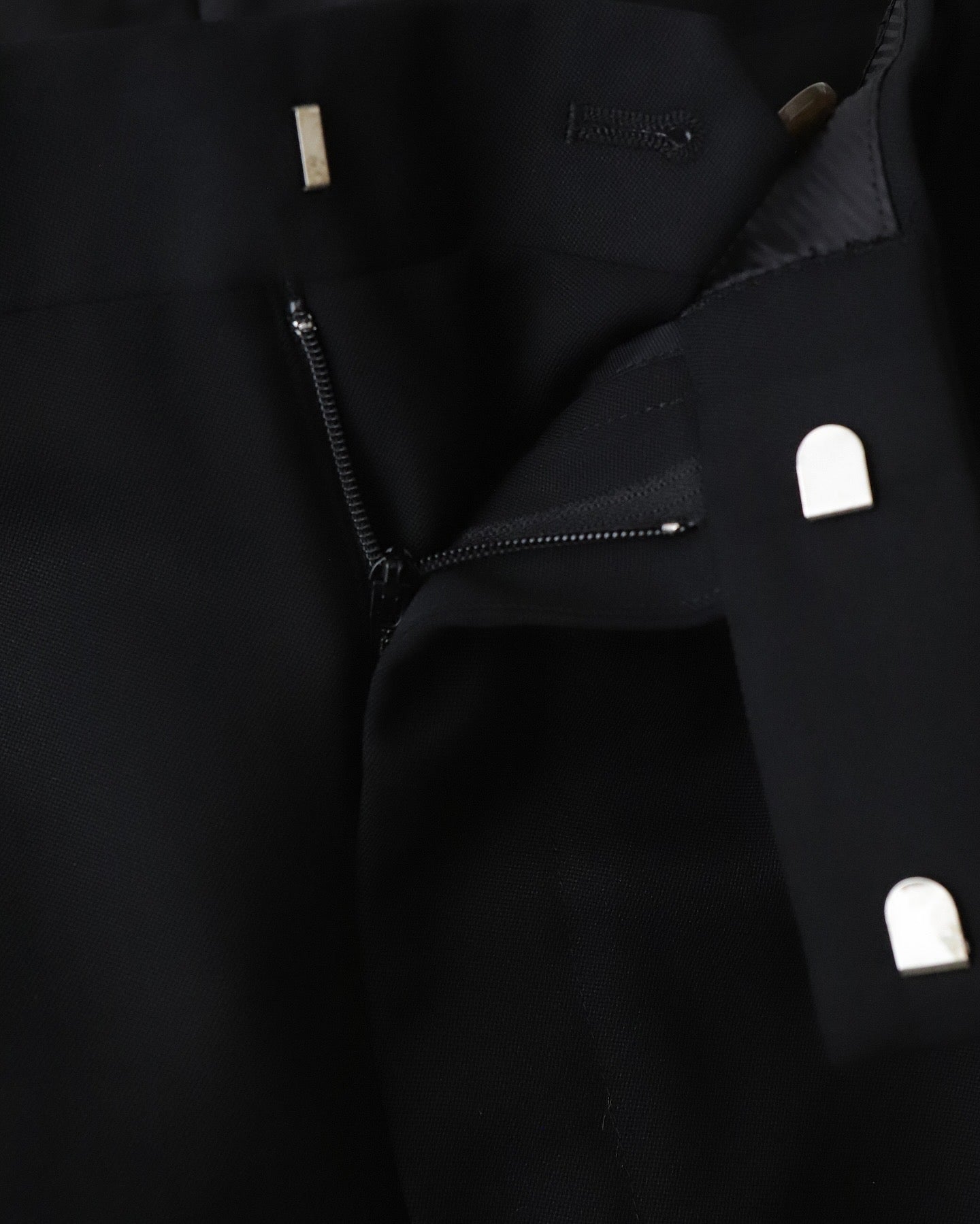 DOUBLE PLEATED SHORT TROUSERS / Dormeuil