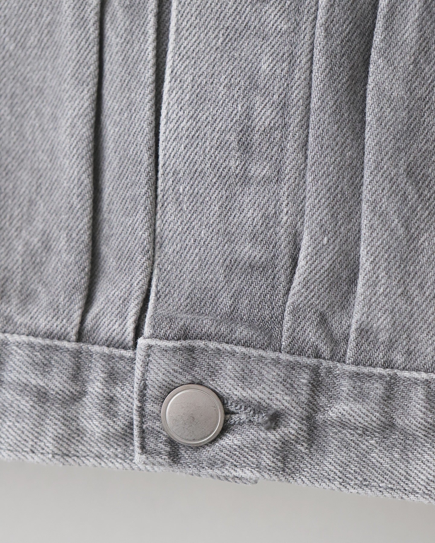 UNLIKELY TIME TRAVEL TRUCKER JACKET GRAY DENIM