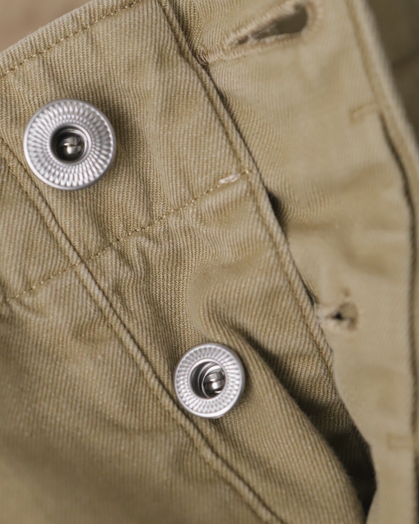VINTAGE CHINO TROUSERS
