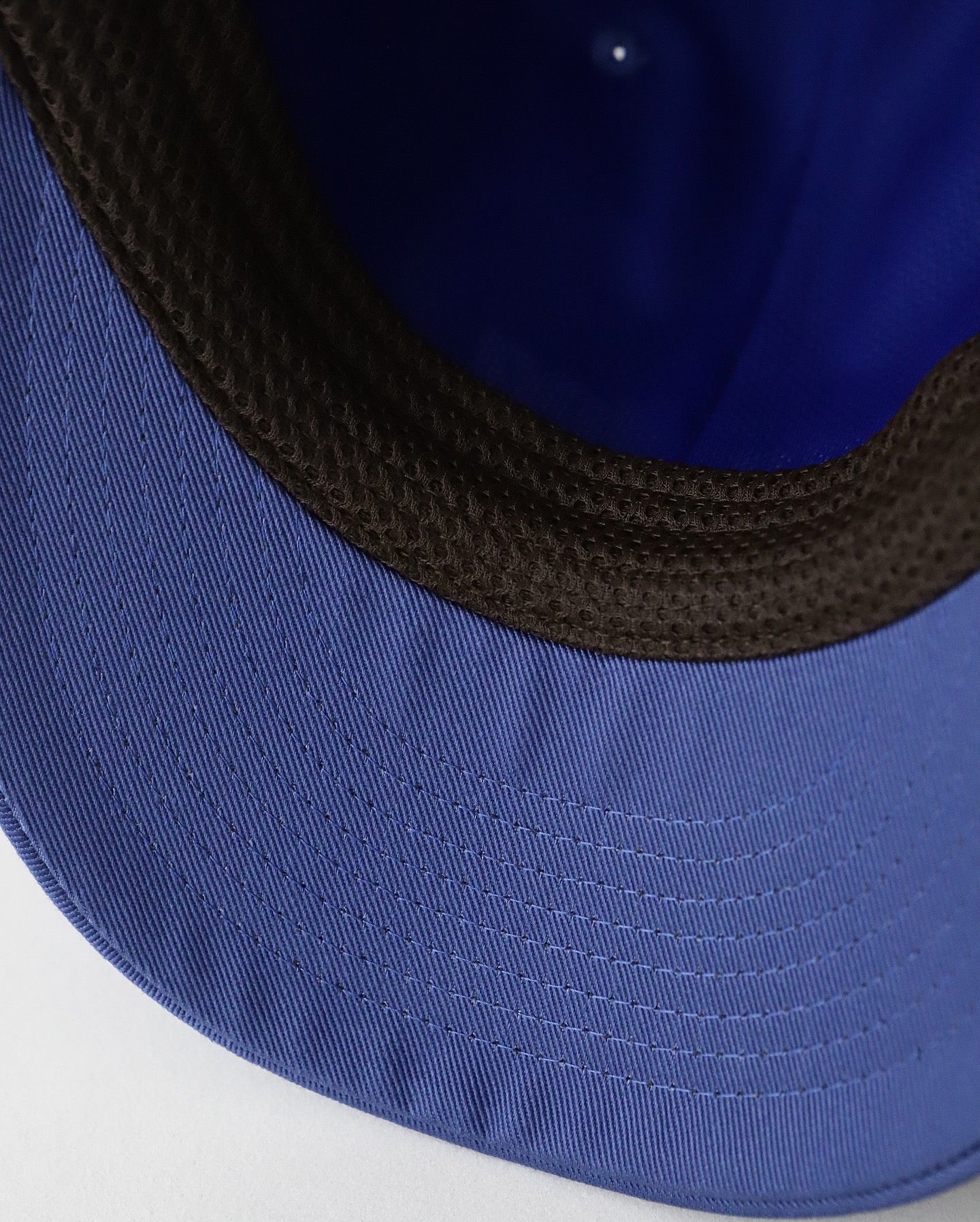 UNLIKELY SOUVENIR CAP "JOGGING"