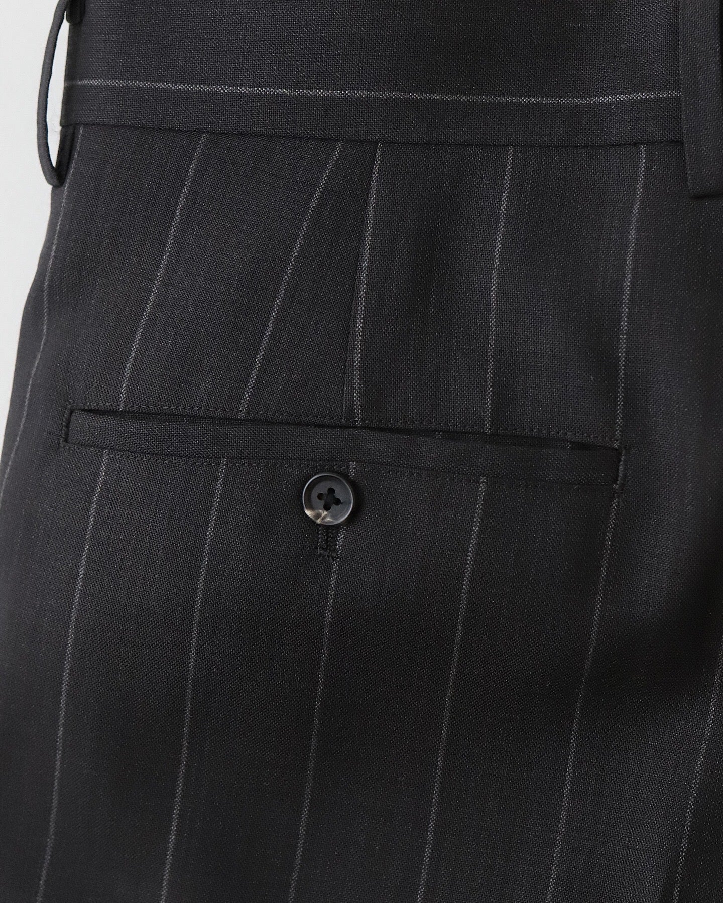 DOUBLE PLEATED SHORT TROUSERS / Ermenegildo Zegna