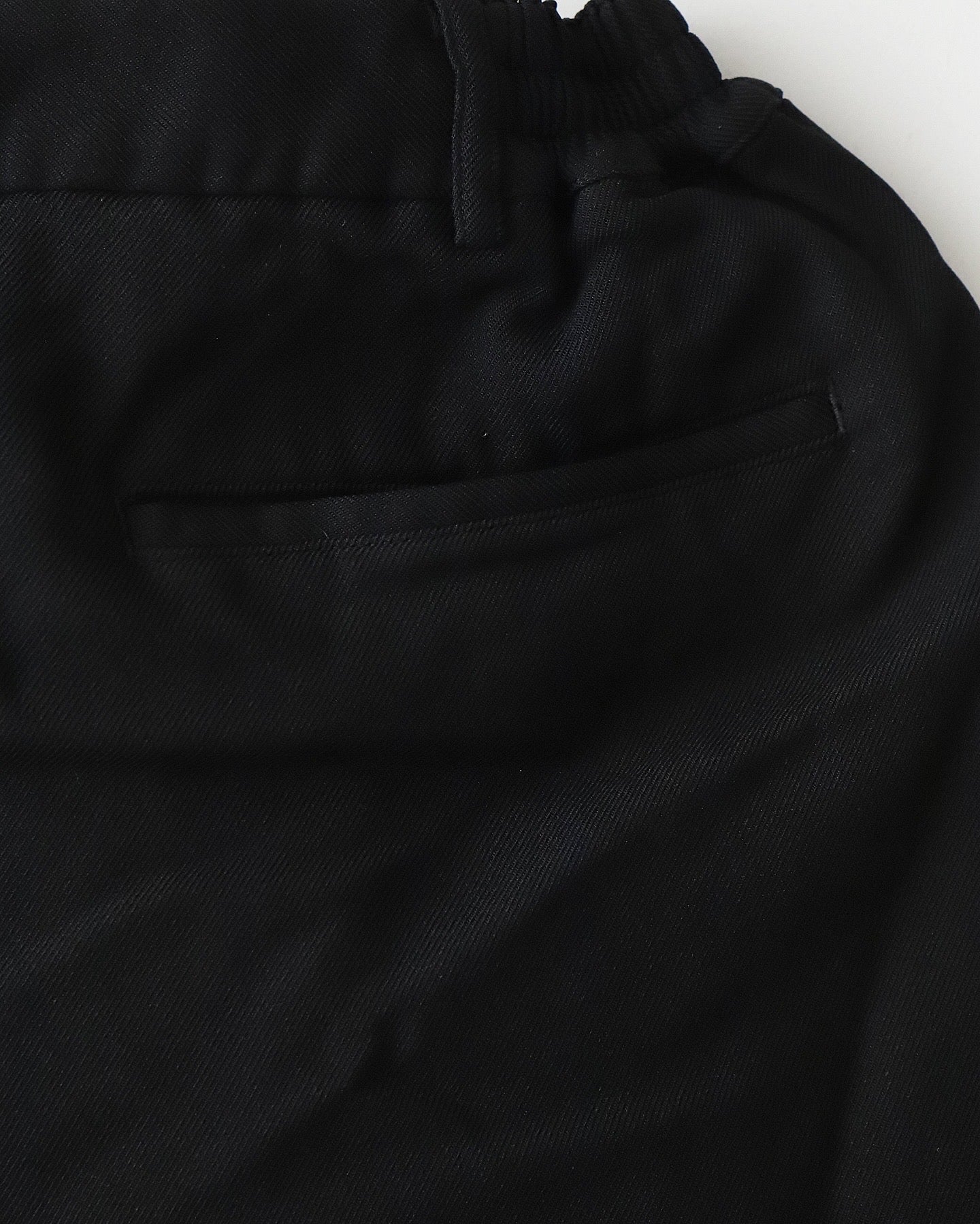 POLYESTER SERGE SHORT