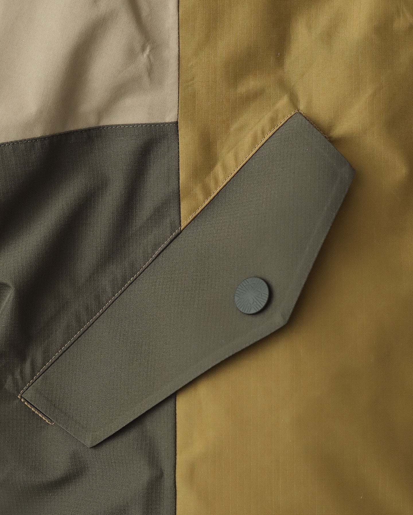 GORE-TEX BARMACAAN COAT