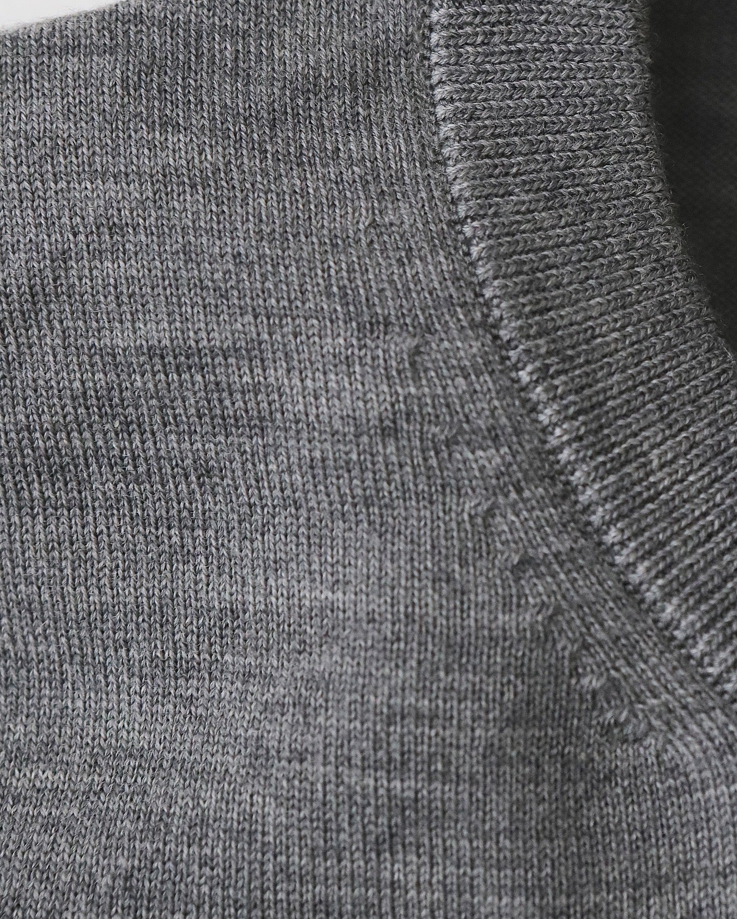 WOOL KNIT HENLEY NECK SWEATER