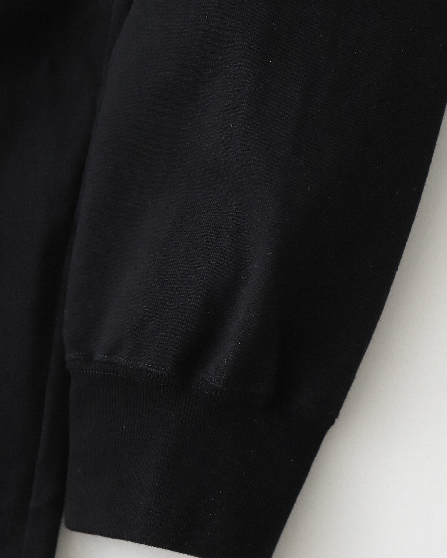 UNLIKELY TEAM TEE LONG SLEEVE