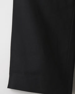 TUCK STRAIGHT TROUSERS