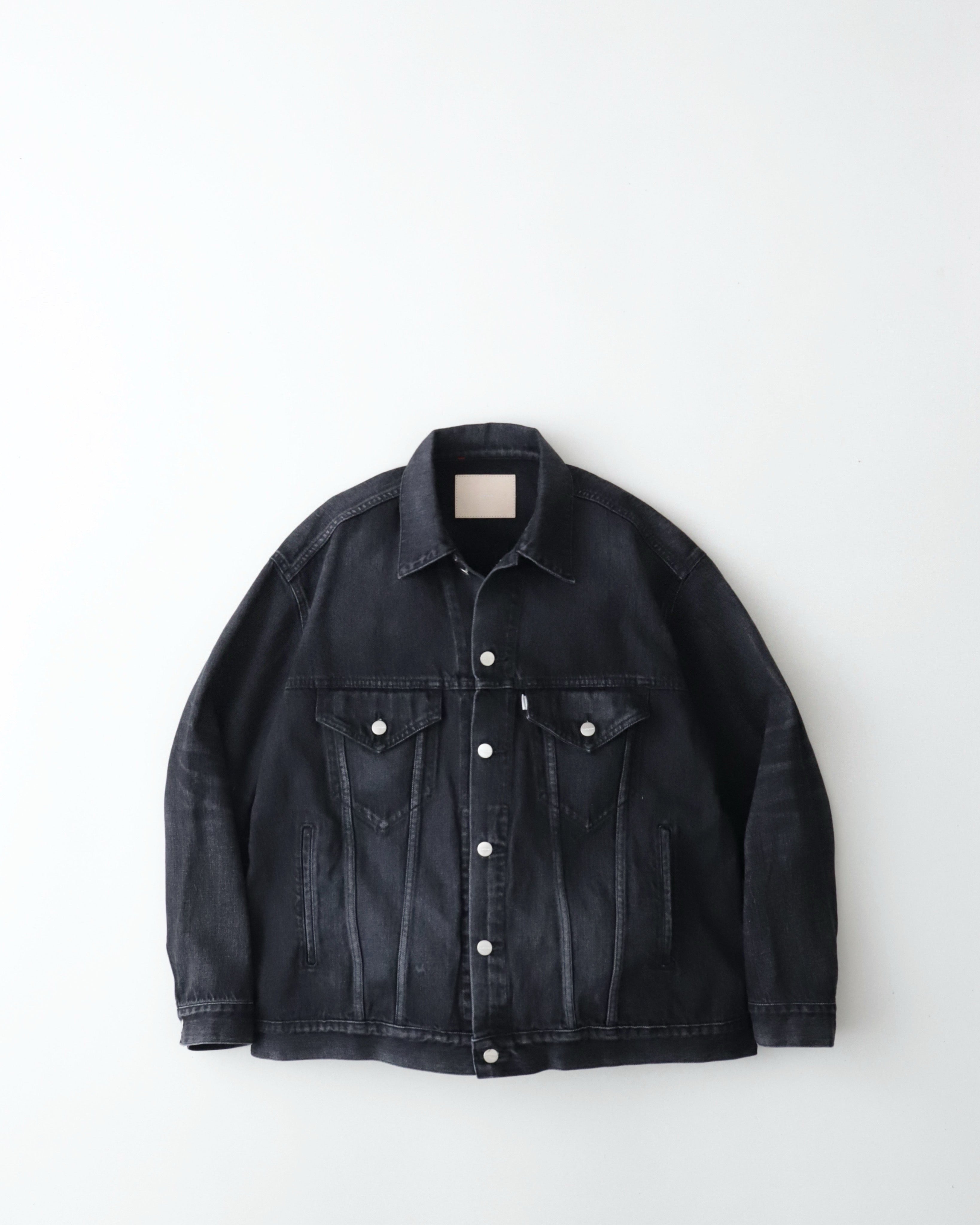 SELVAGE DENIM TRUCKER JACKET