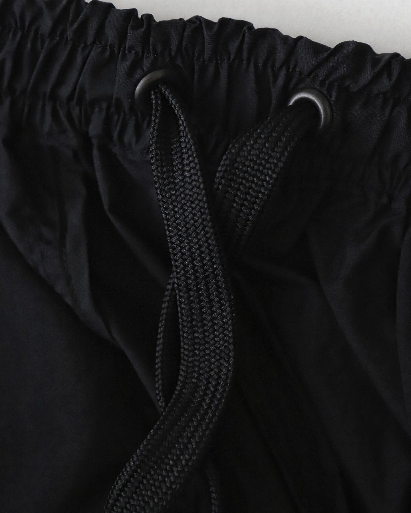 WALLET PANTS RESORT / HOVERLAYER