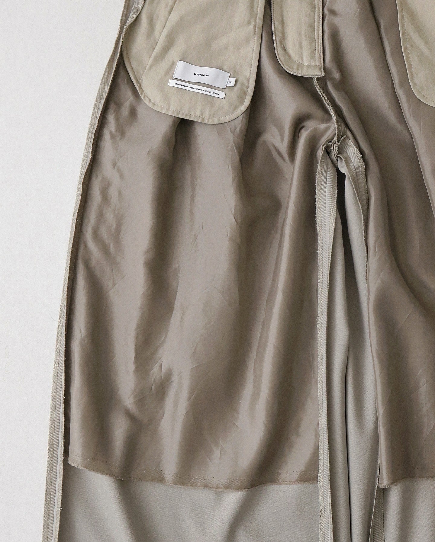 TECHNO WOOL NYLON TWO TUCK WIDE PANTS（WOMEN）