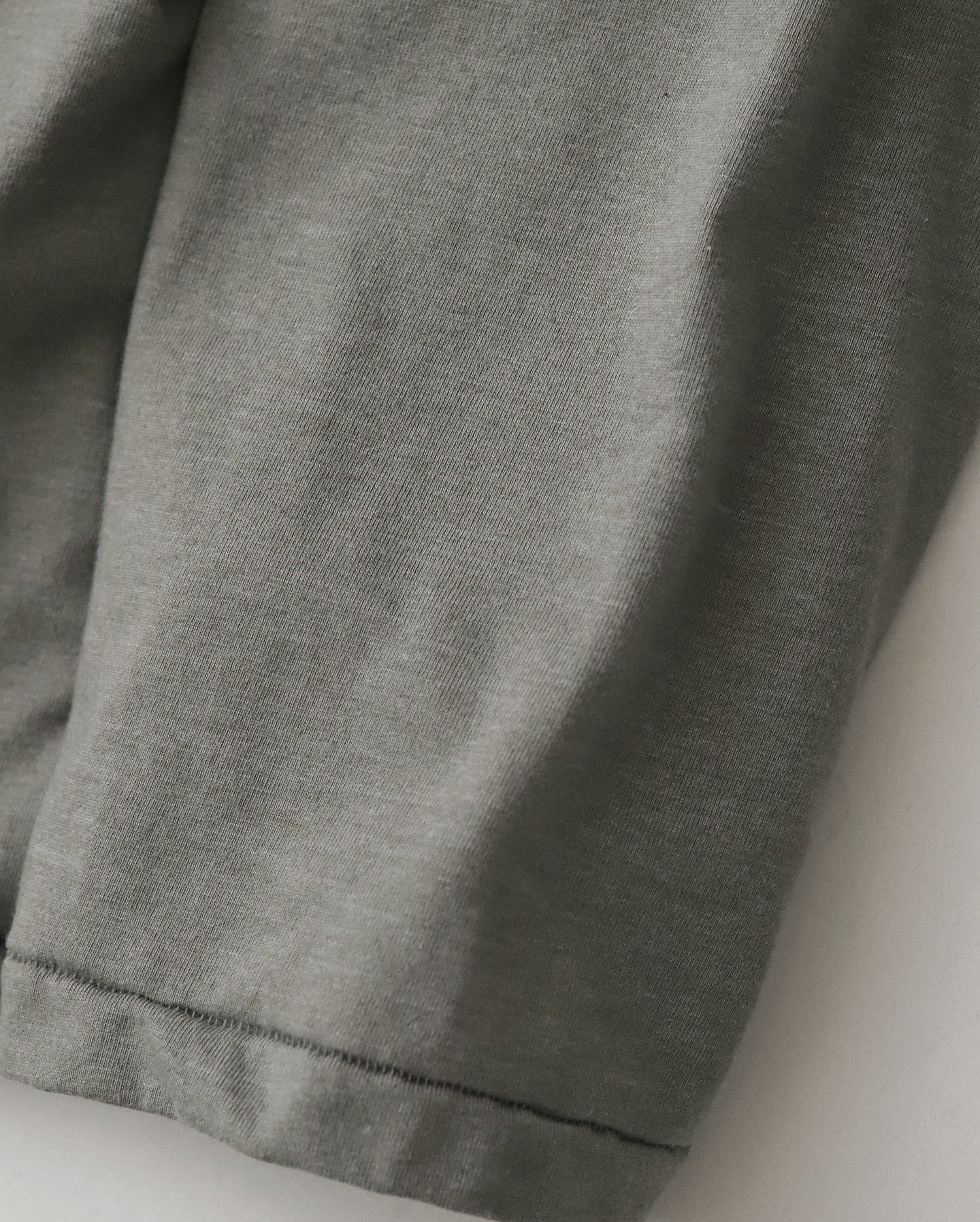 LONG SLEEVE POCKET TEE SHIRT