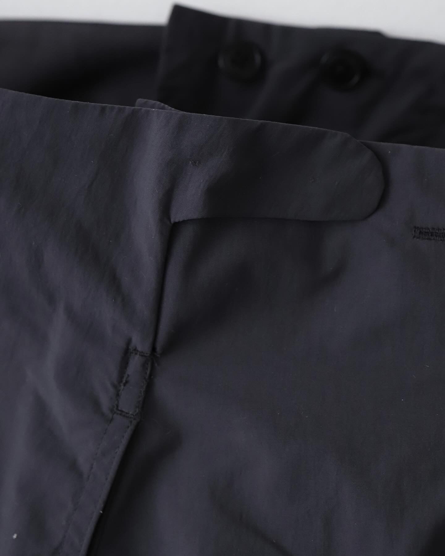 CONTEMPO｜BELTLESS PANTS（NYLON）