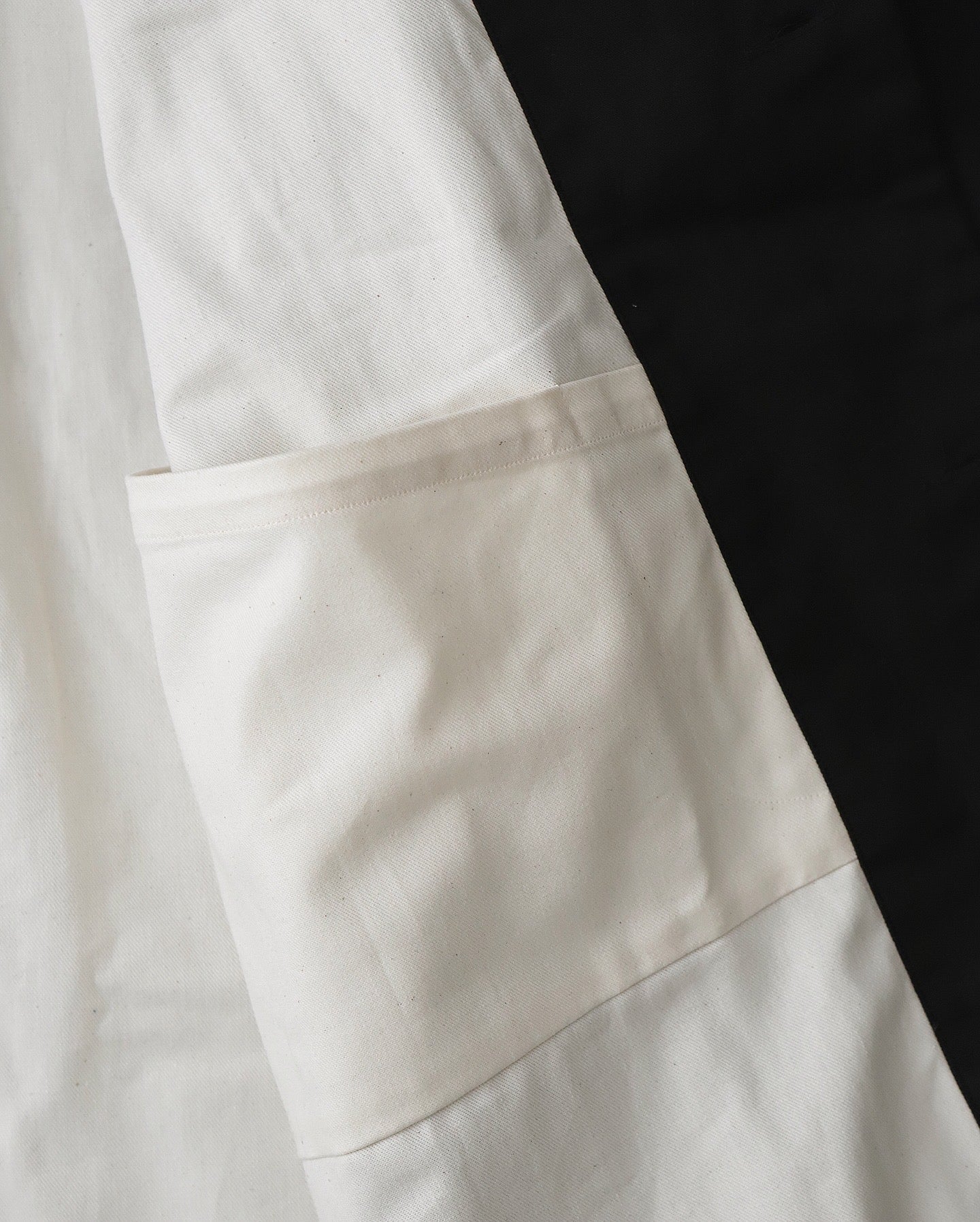 SHORT OVERCOAT OILED