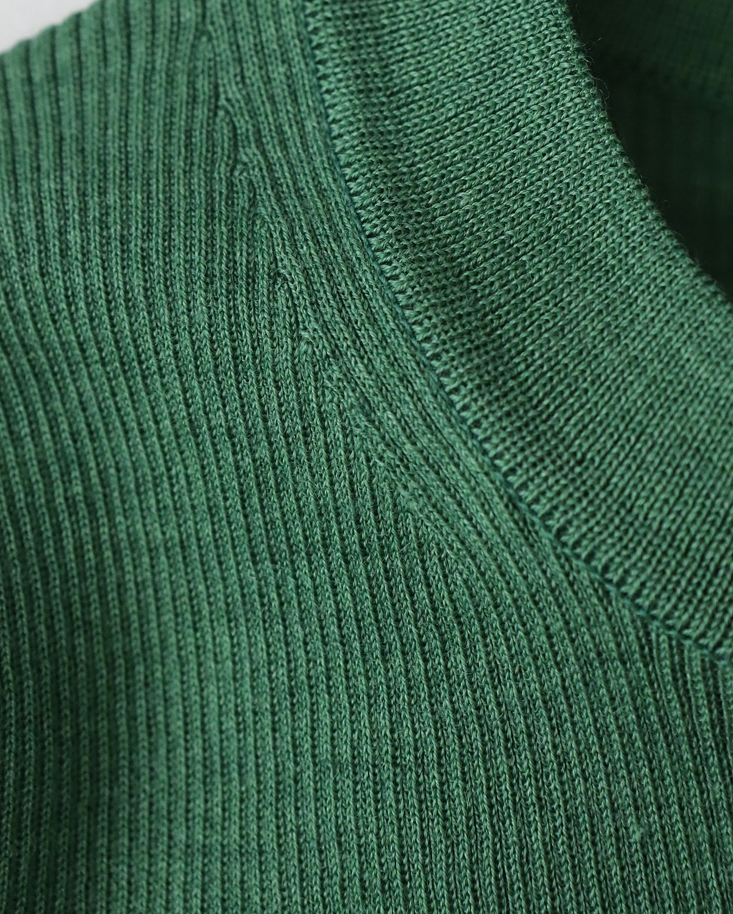 RAMIE WOOL RIB｜RIB MOCKNECK SWEATER（WOMEN）