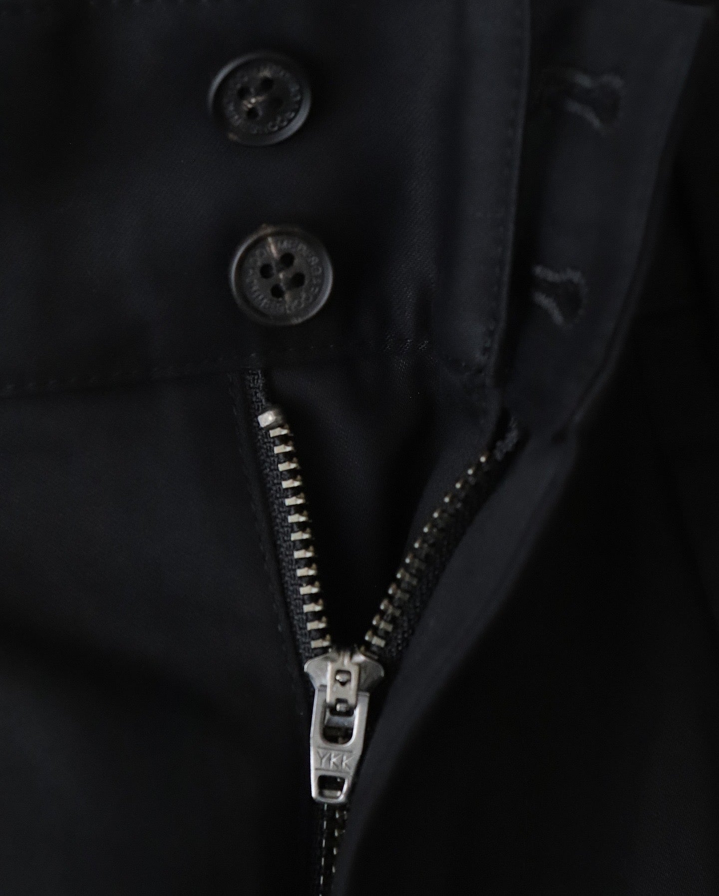 PLEATED BARREL LEG TROUSERS