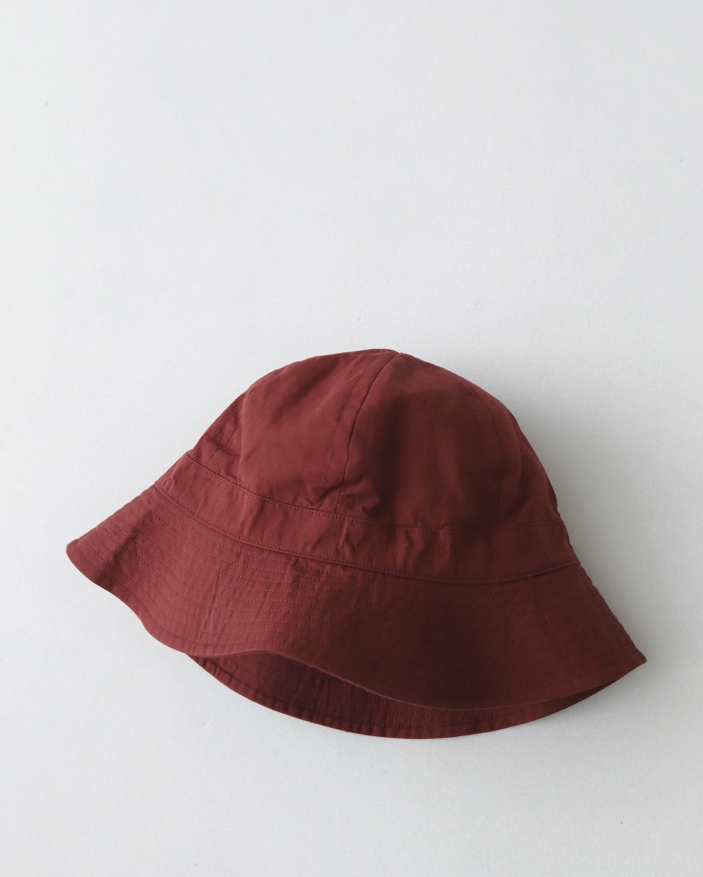 BUCKET HAT