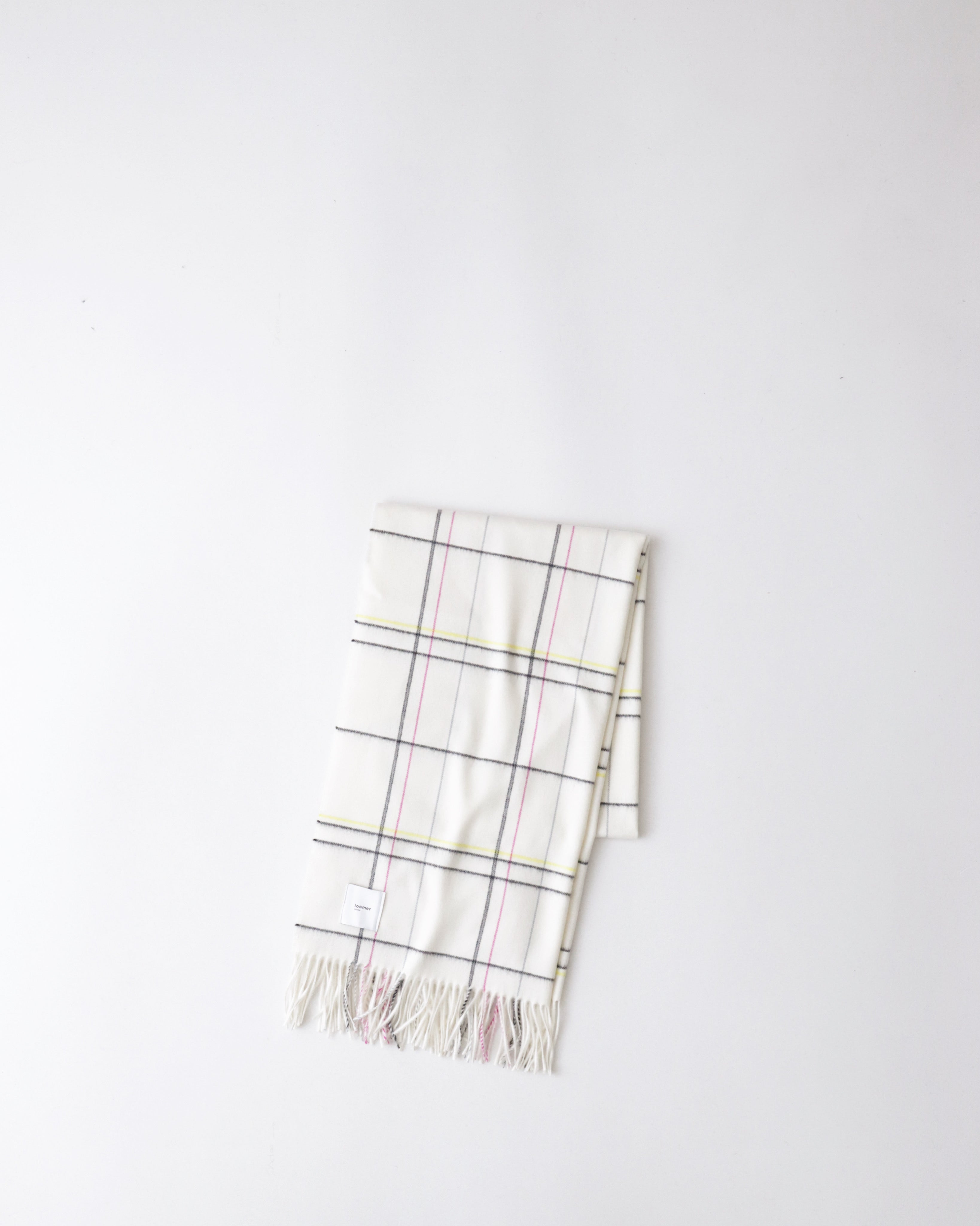 LAMBS WOOL CHECK STOLE