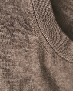 GARMENT DYED CASHMERE SILK CREWNECK CARDIGAN（WOMEN）