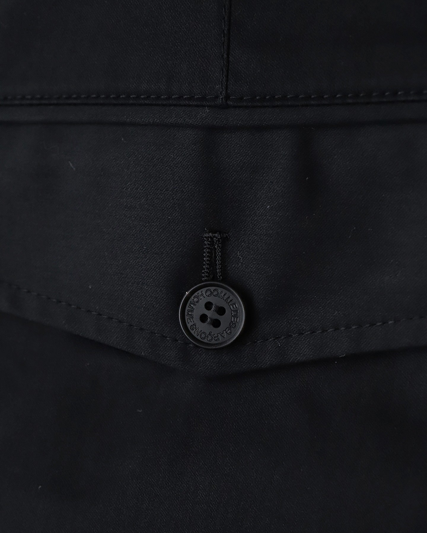PLEATED BARREL LEG TROUSERS