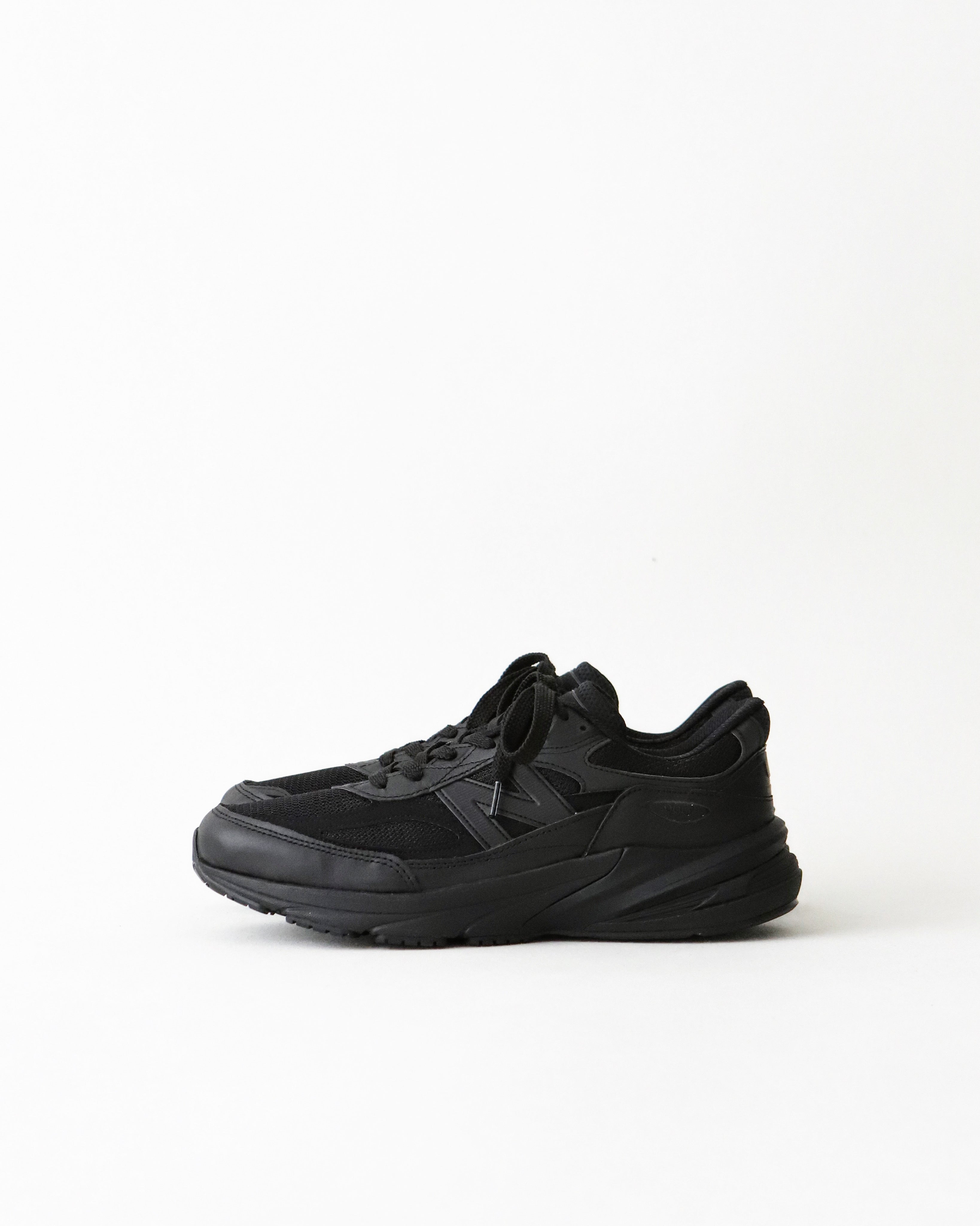 NEW BALANCE MADE IN USA 990V6