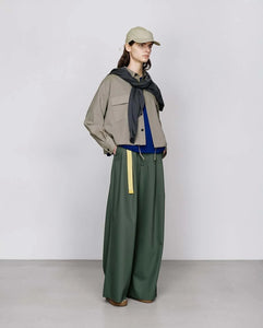 TECHNO WOOL NYLON TWO TUCK WIDE PANTS（WOMEN）