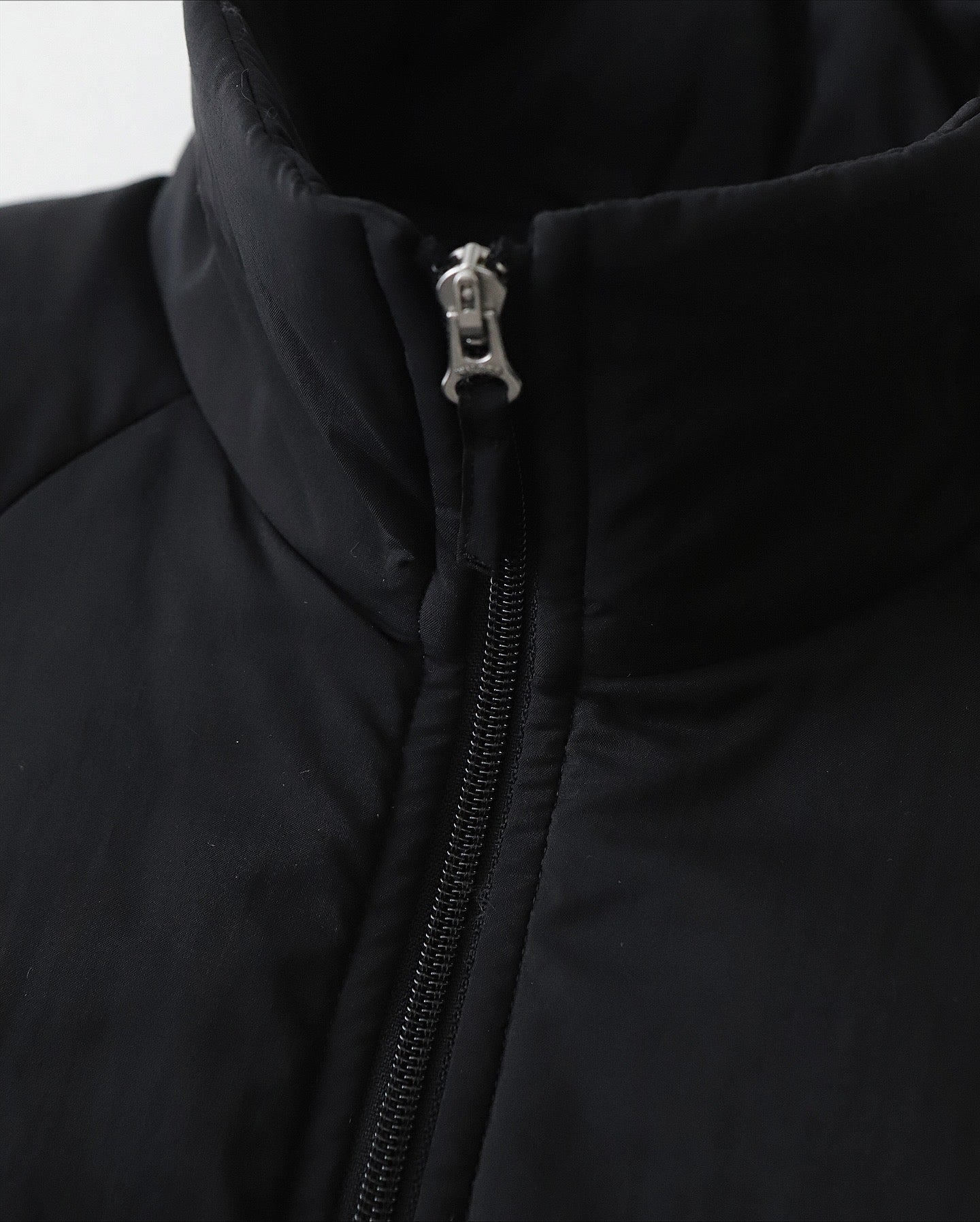 MAT AIRY NYLON WOOL PADDED STAND JACKET