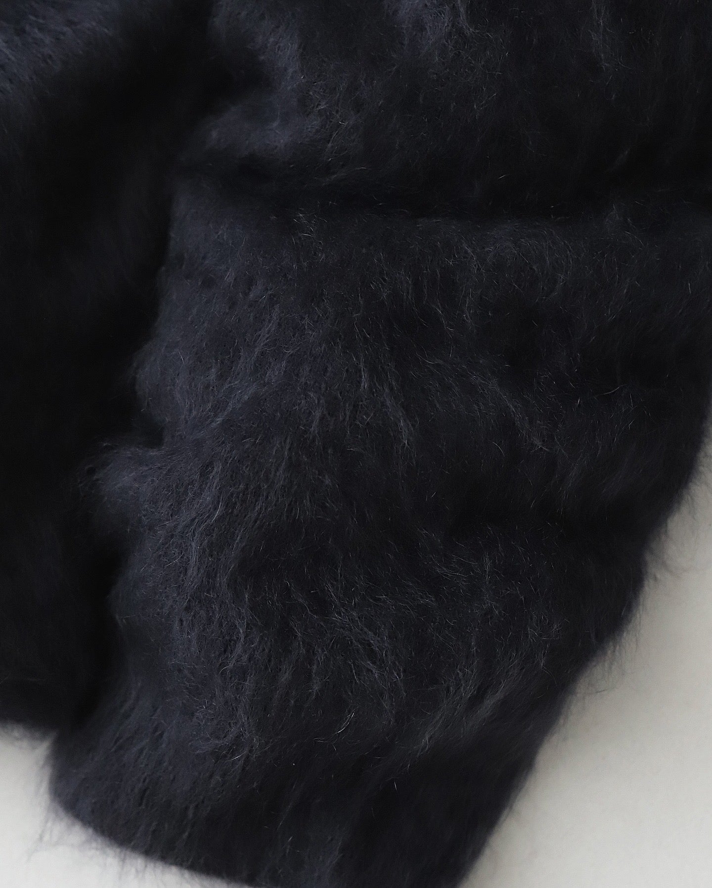 ROYAL CASHMERE FUR CREWNECK CARDIGAN（WOMEN）