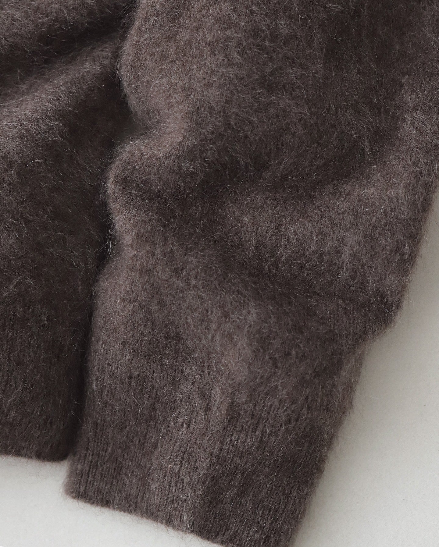 ROYAL CASHMERE FUR CREWNECK CARDIGAN（WOMEN）