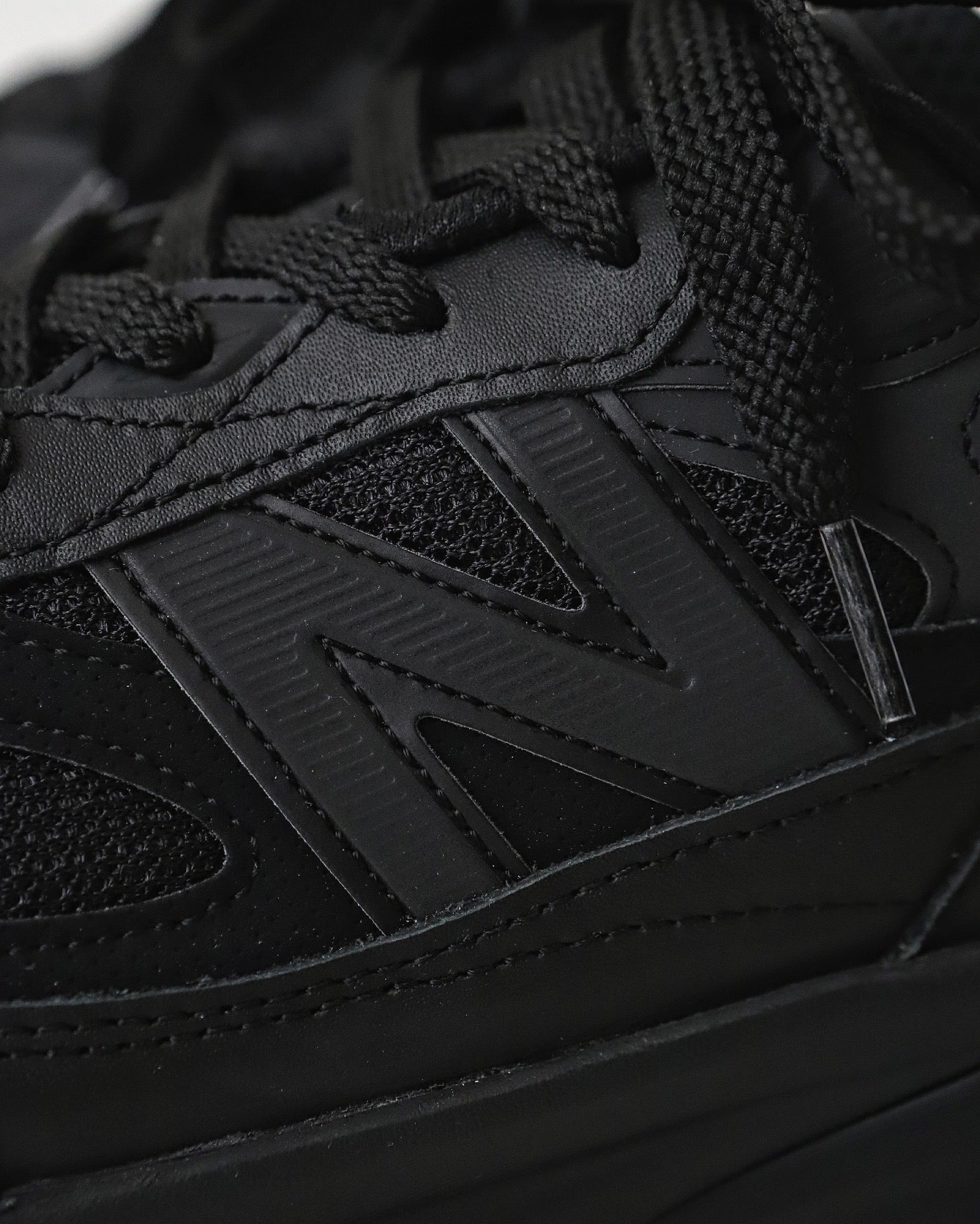 NEW BALANCE MADE IN USA 990V6