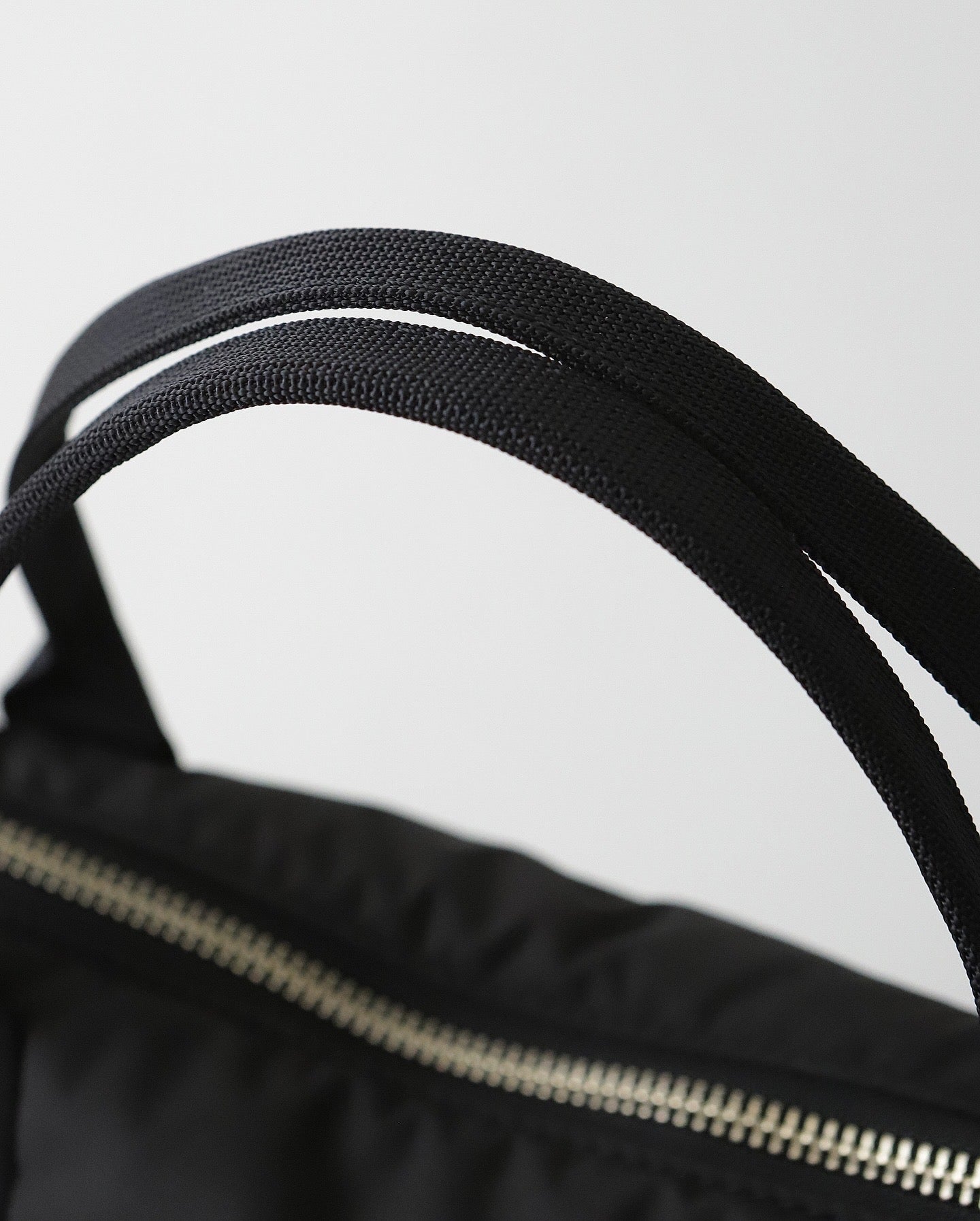 UNLIKELY ”MIL” HELMET BAG SQUARE