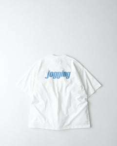 UNLIKELY AUTHENTIC GRAPHIC TEE "JOGGING"