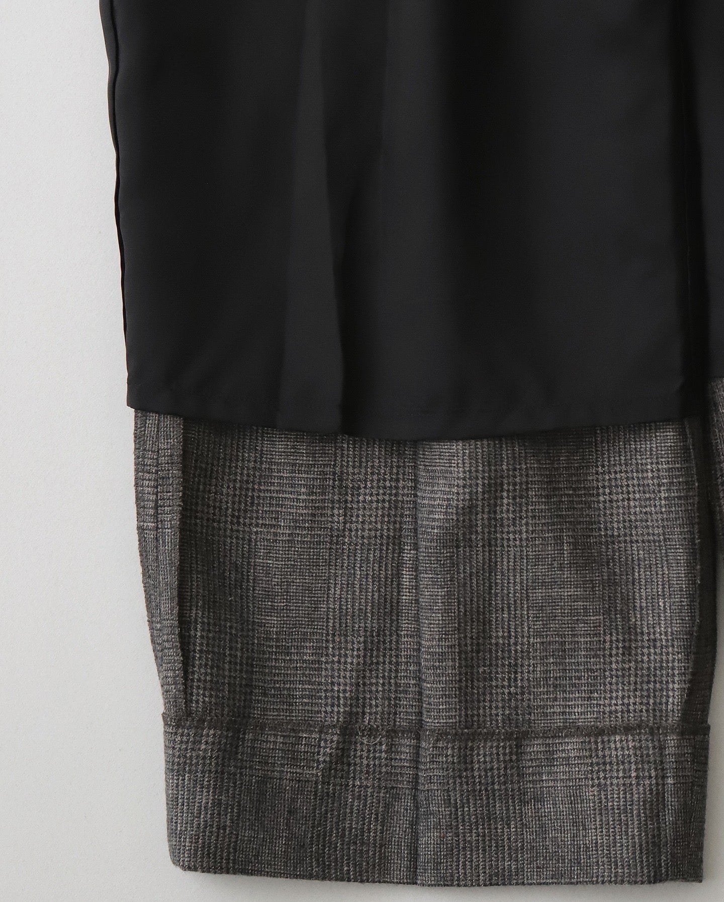 LINEN WOOL TWILL TUCKED EASY PANTS（WOMEN）