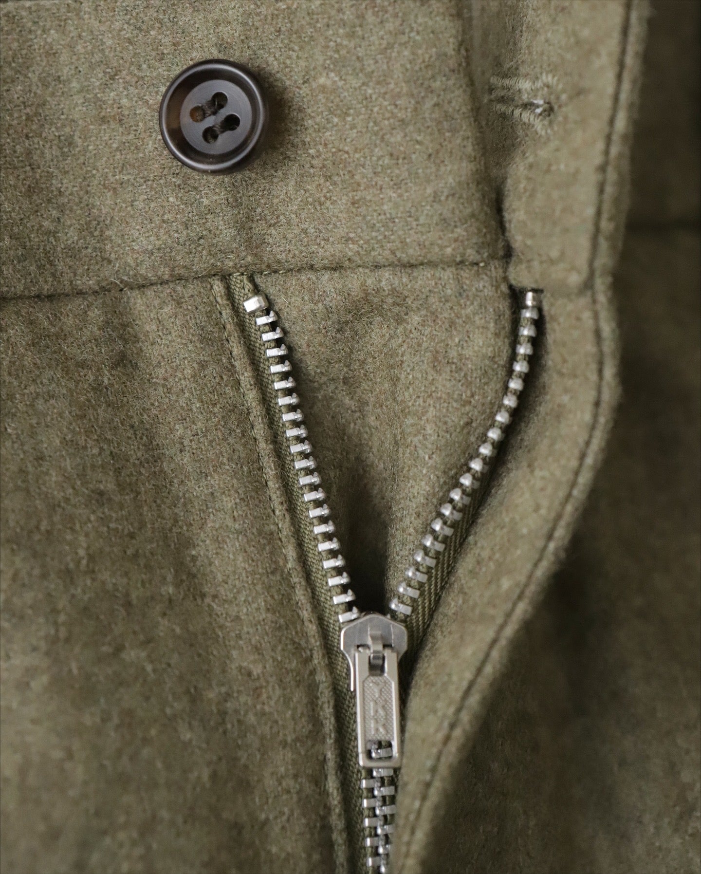 WOOL FLANNEL EASY PANTS