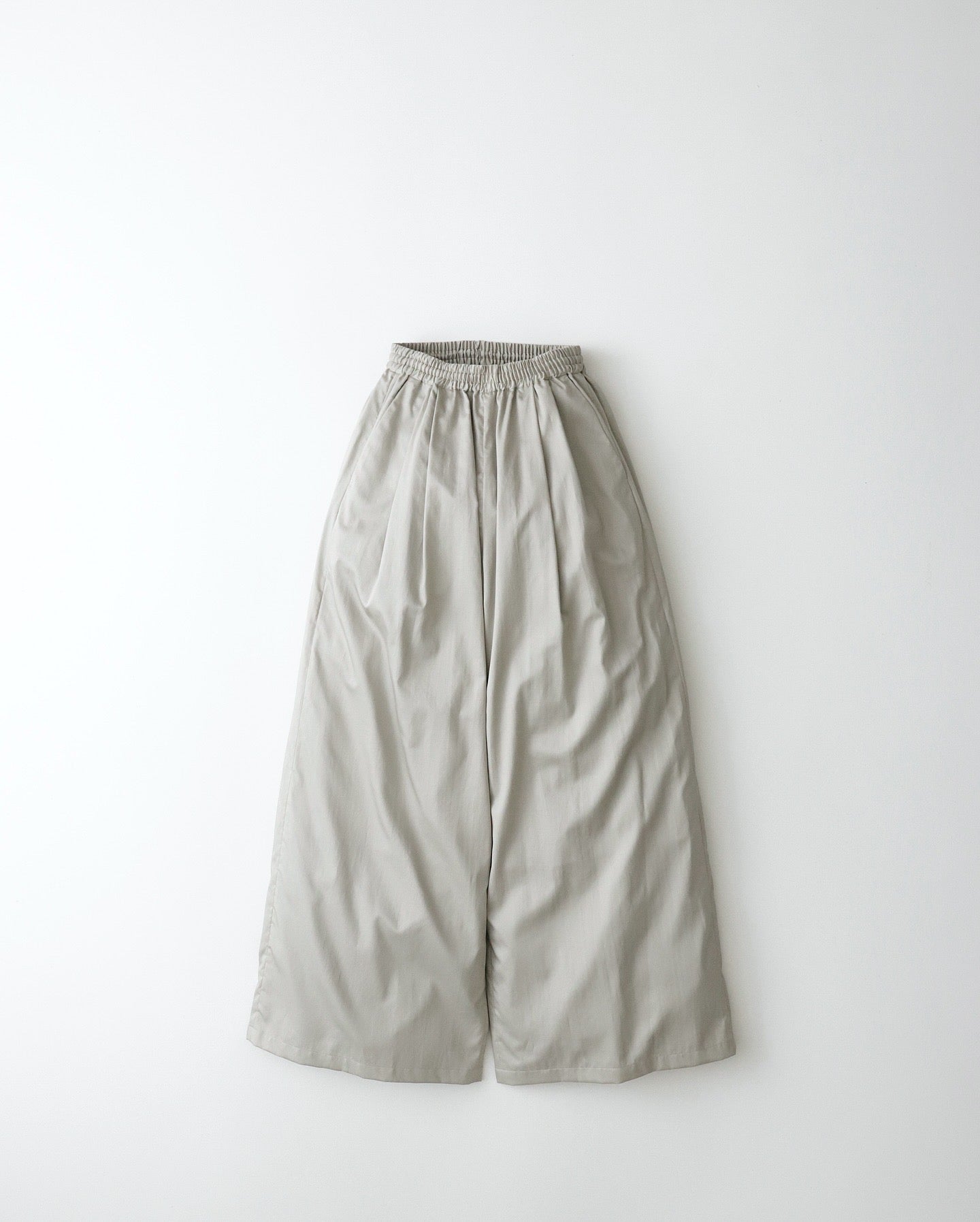SILICON POPLIN TWO TUCK EASY WIDE PANTS（WOMEN）