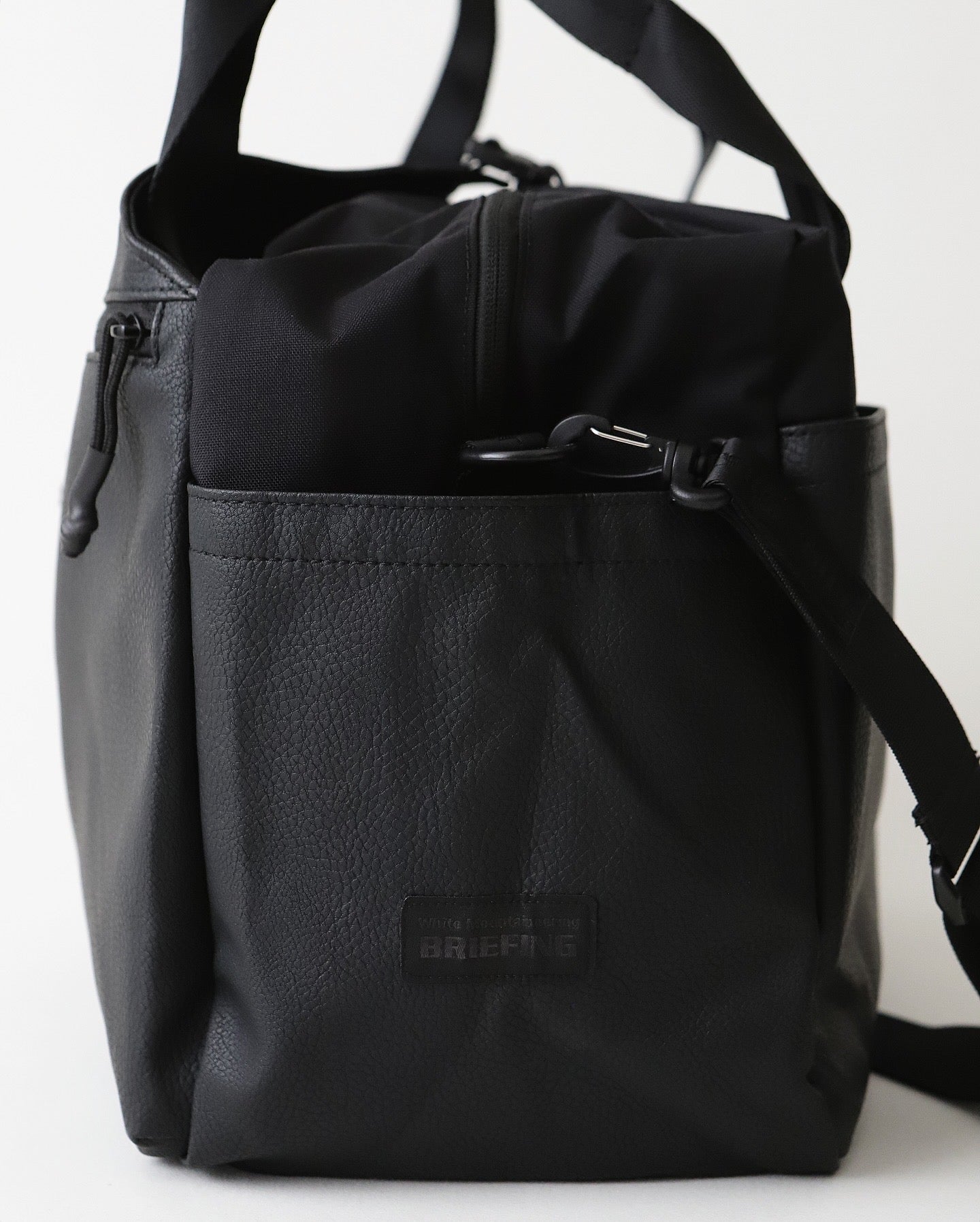 WM×BRIEFING ST BOSTON