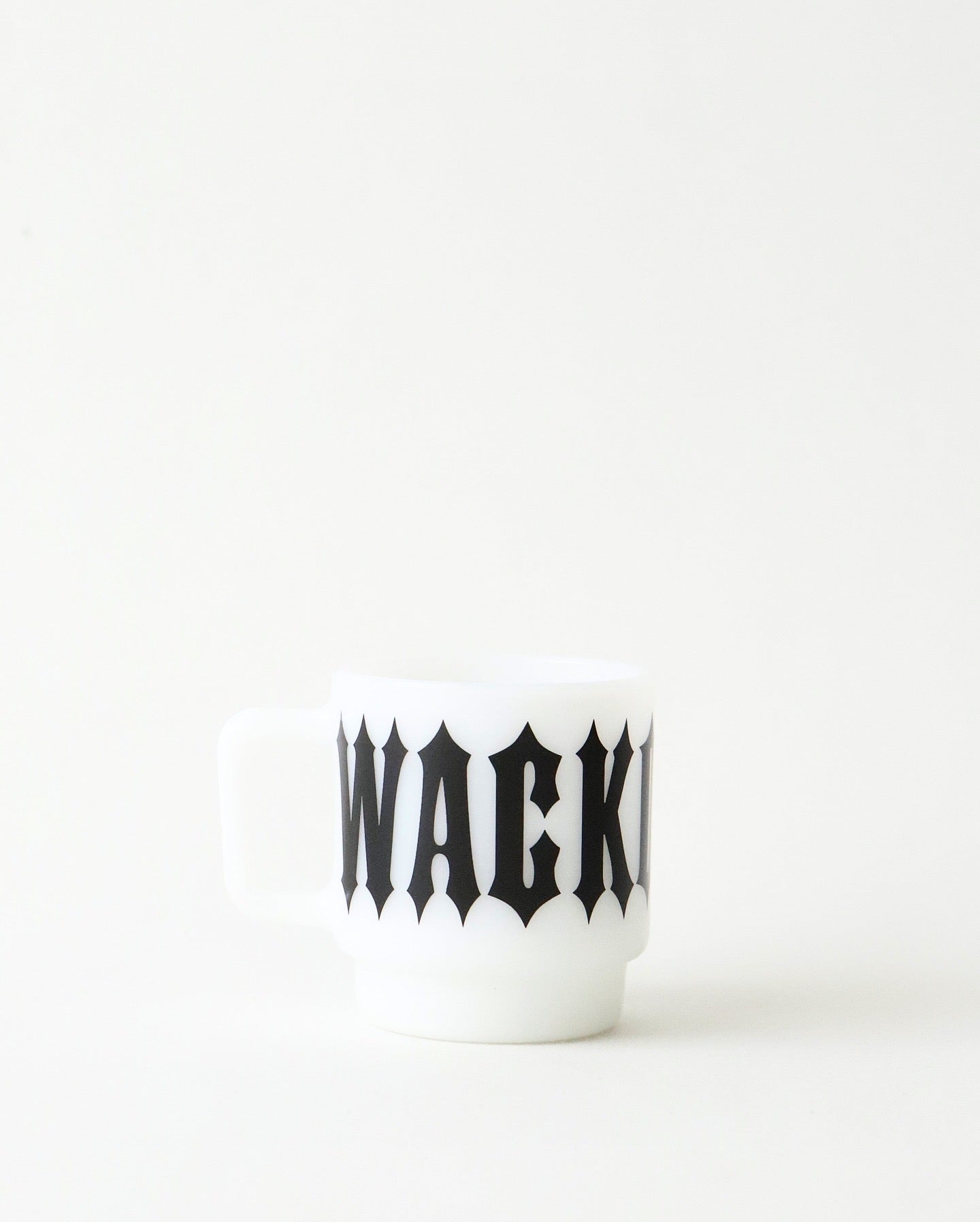 MILK GLASS MUG
