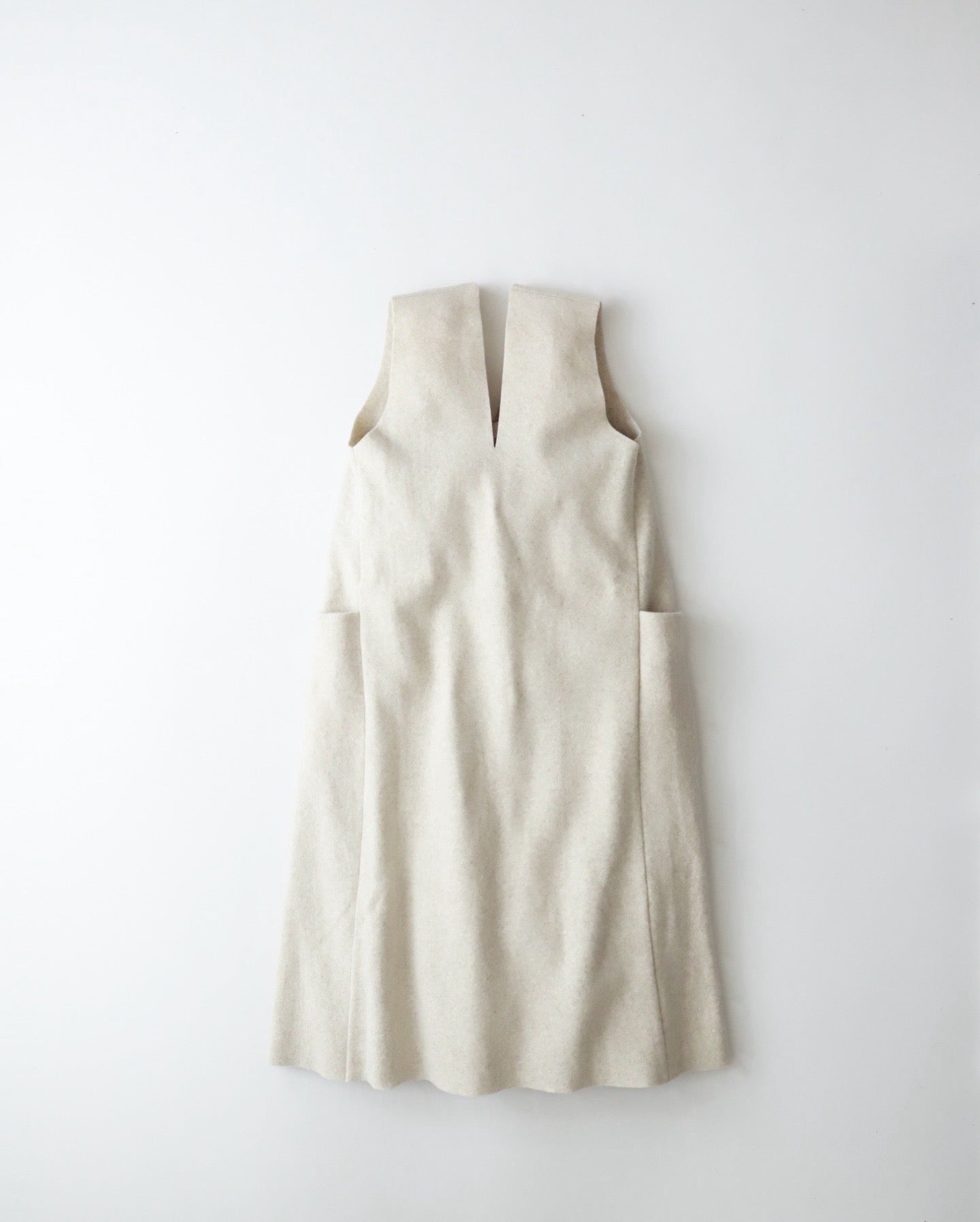 FELT DRESS（WOMEN）