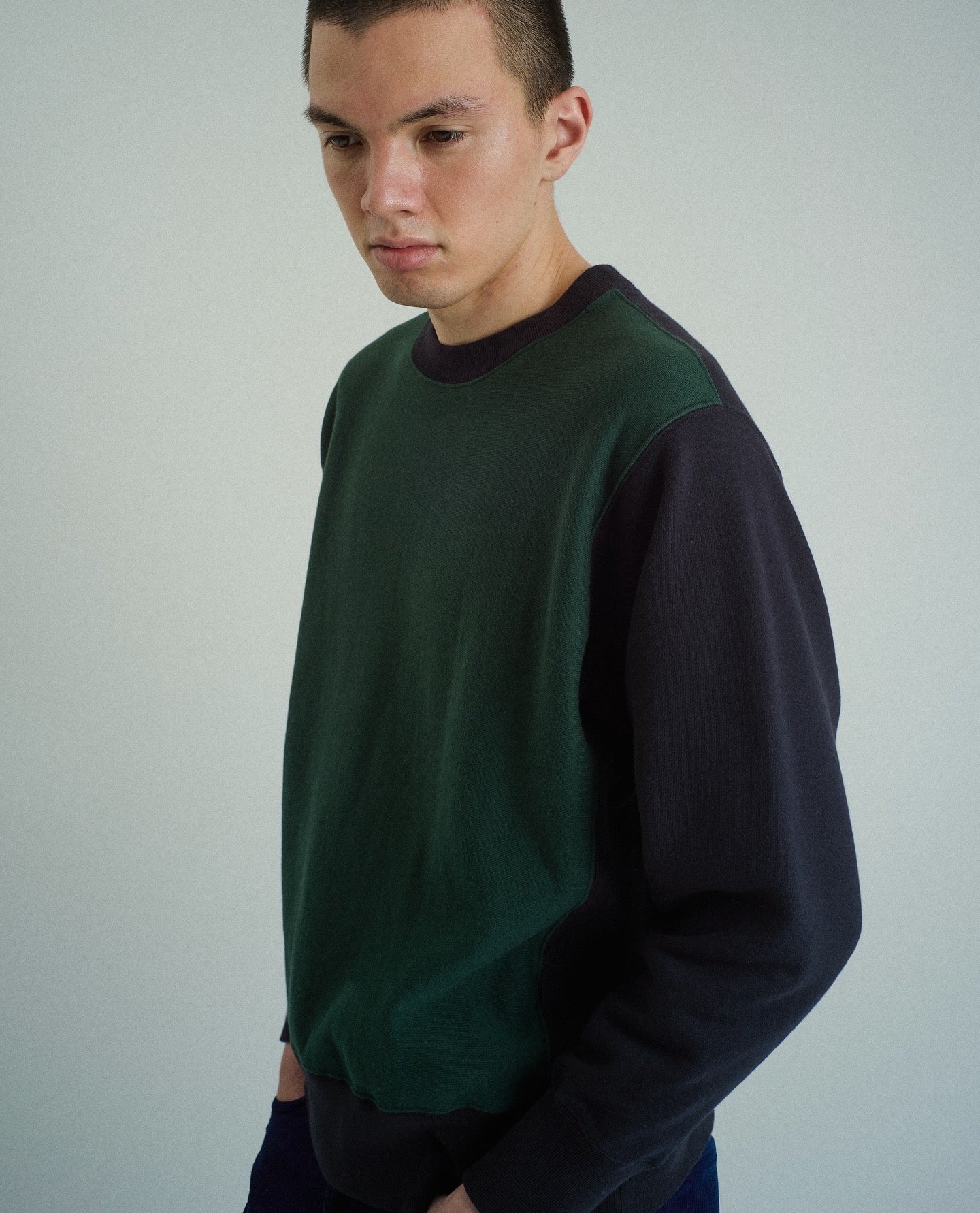 SWEAT SHIRT