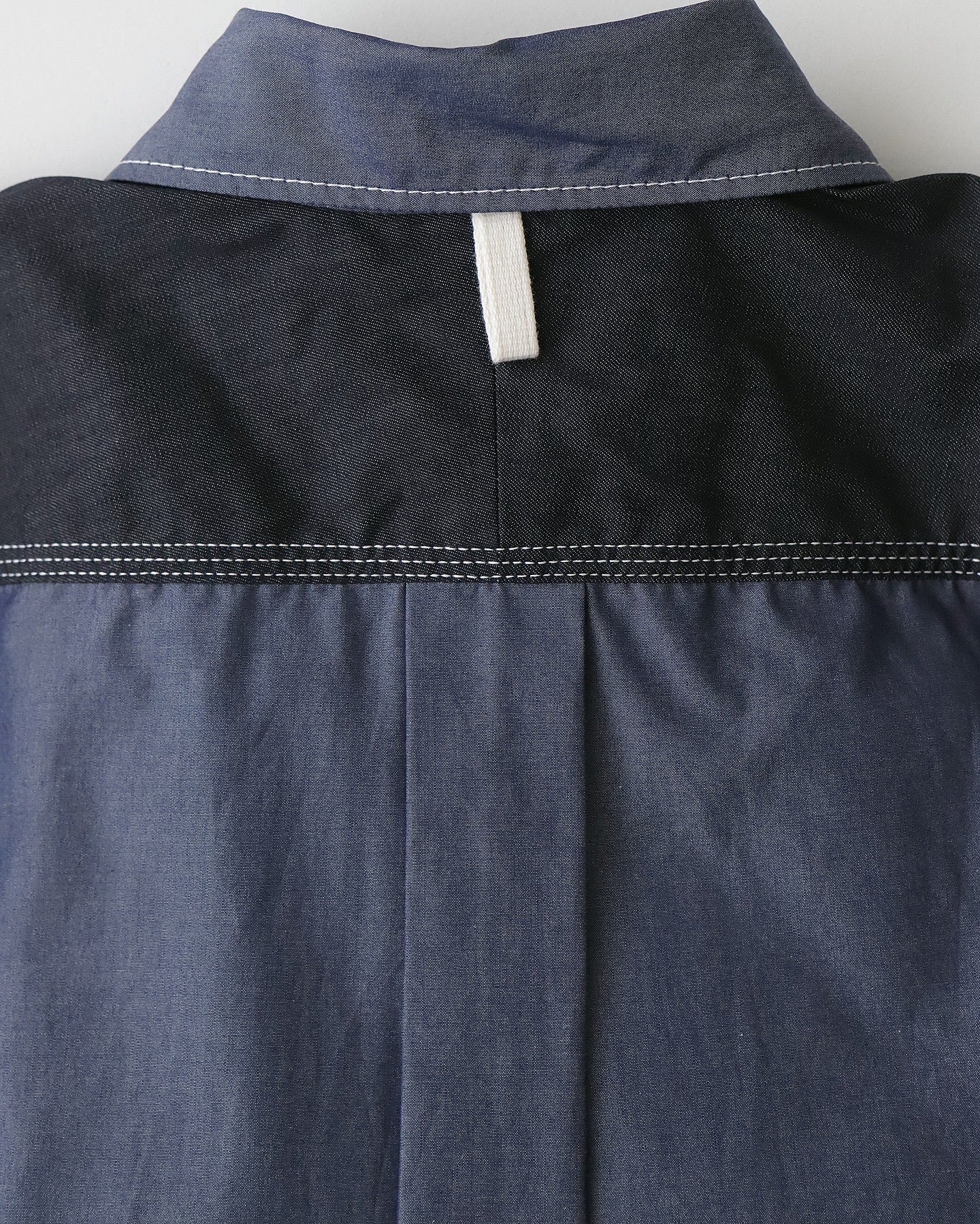 LEVI’S SHORT SLEEVE SHIRT