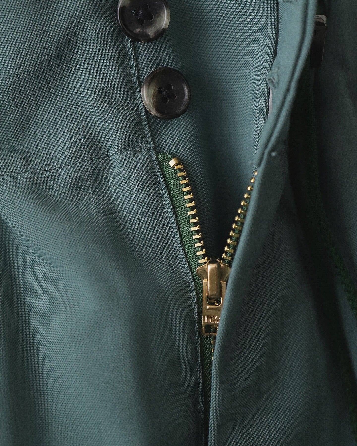 CIRCULAR PANTS MINT GREEN