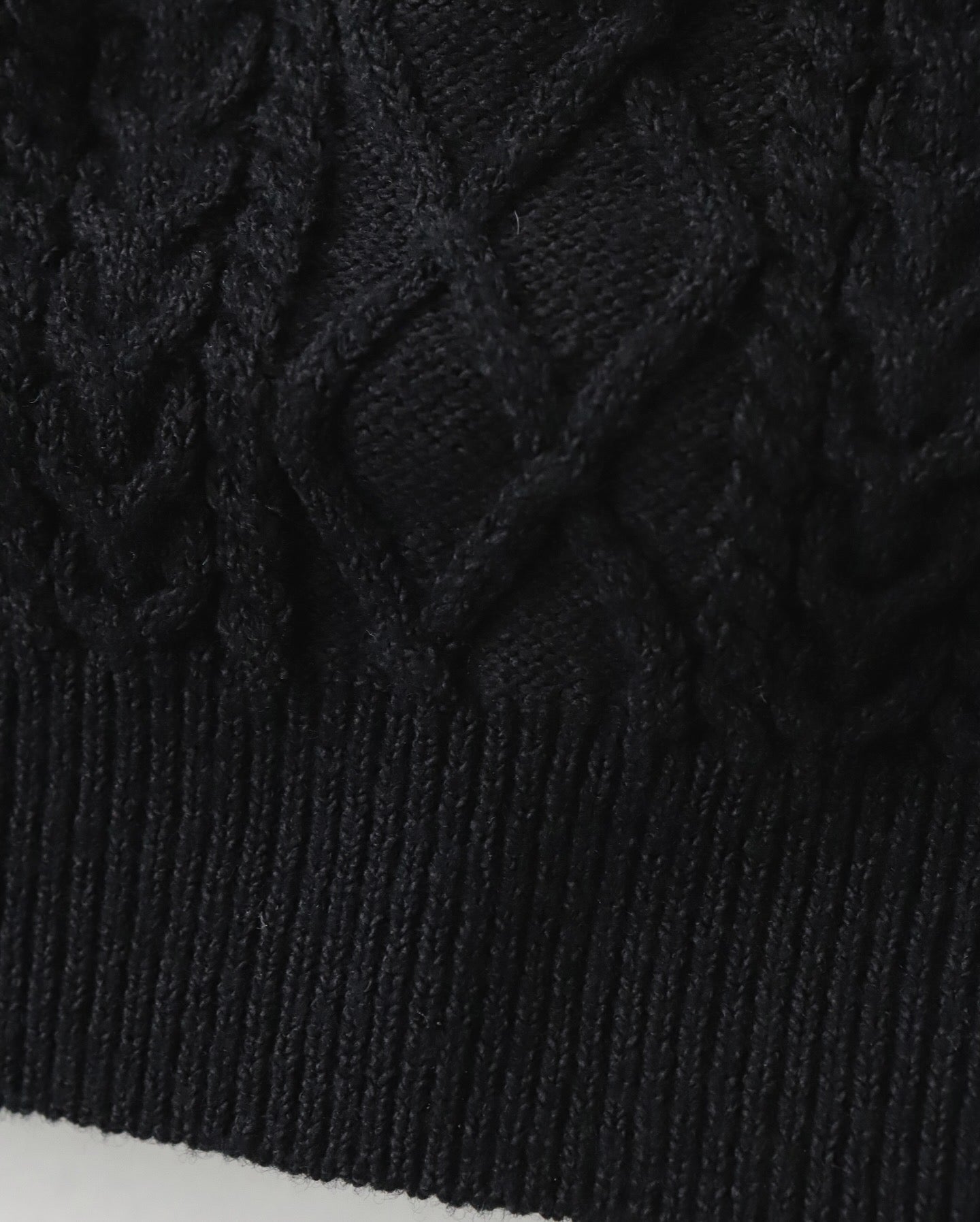 SHETLAND WOOL x SOLOTEX® TECH FISHERMAN SWEATER