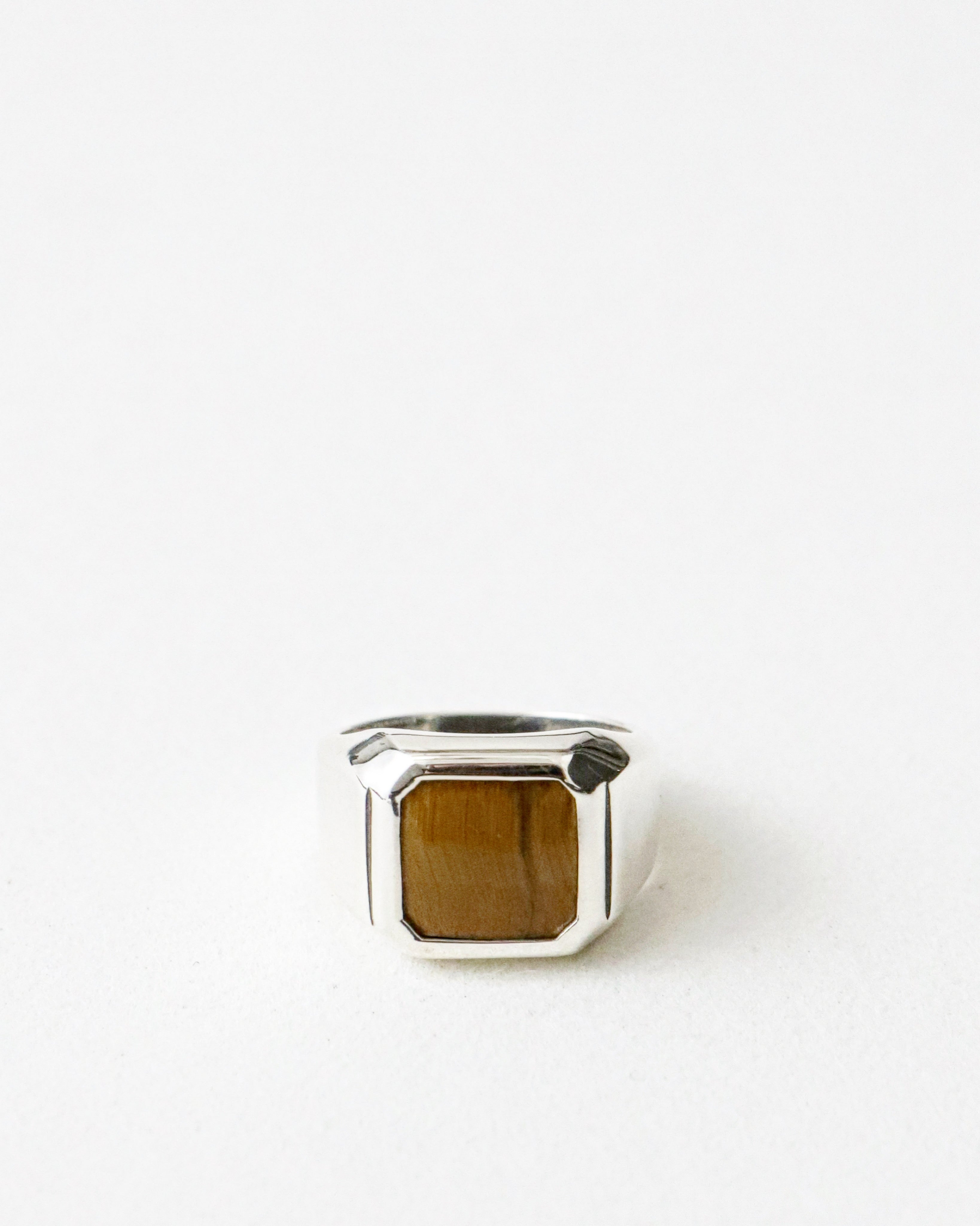 TIGER'S EYE SIGNET RING