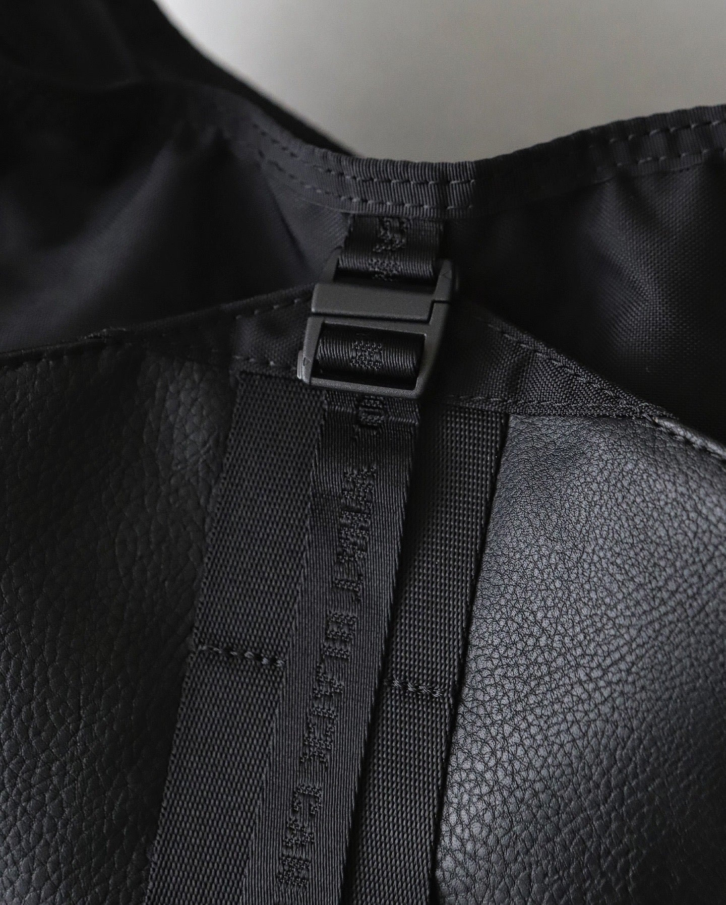 WM×BRIEFING HOBO SHOULDER TALL